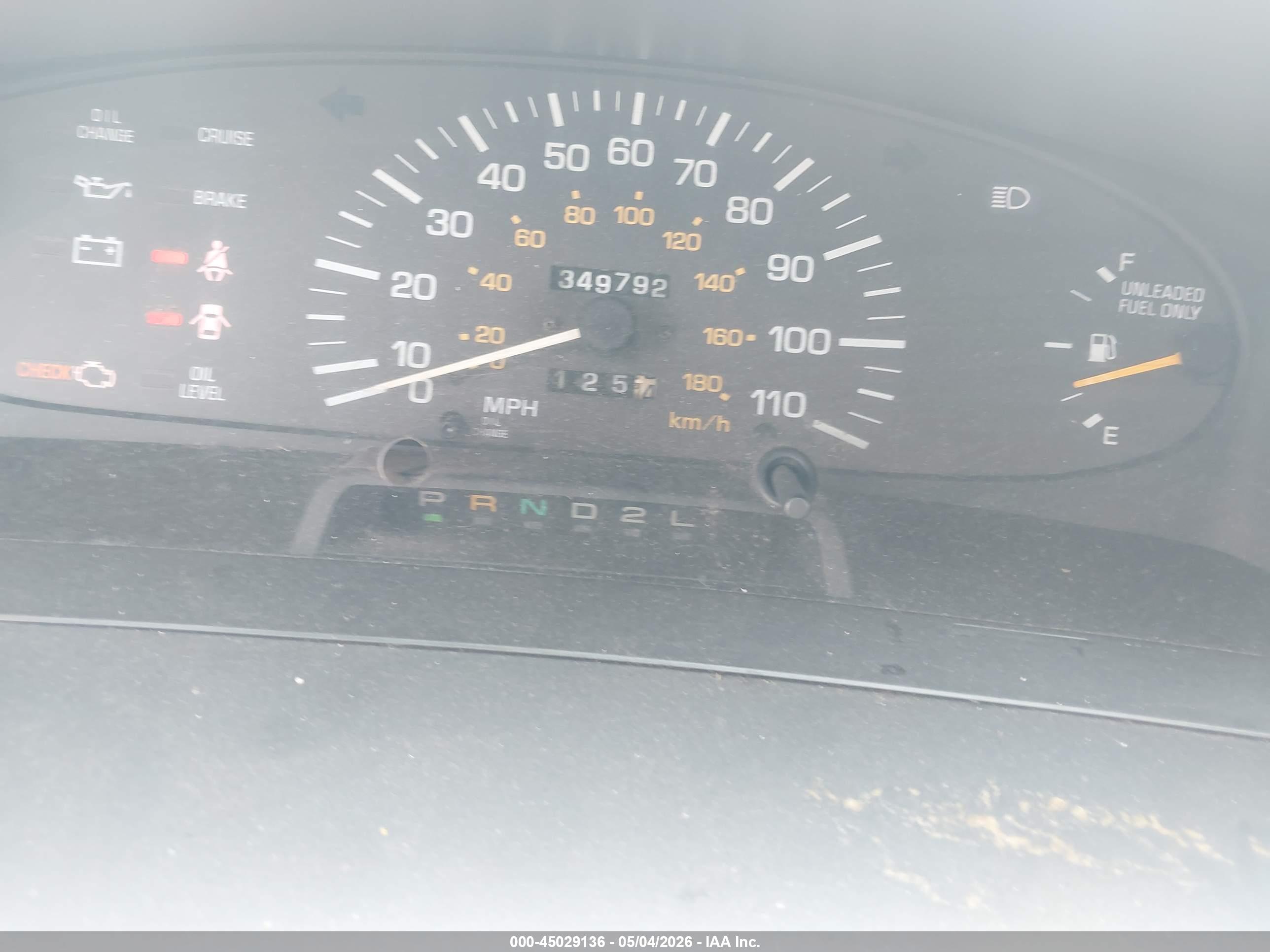 TOYOTA PREVIA image 7