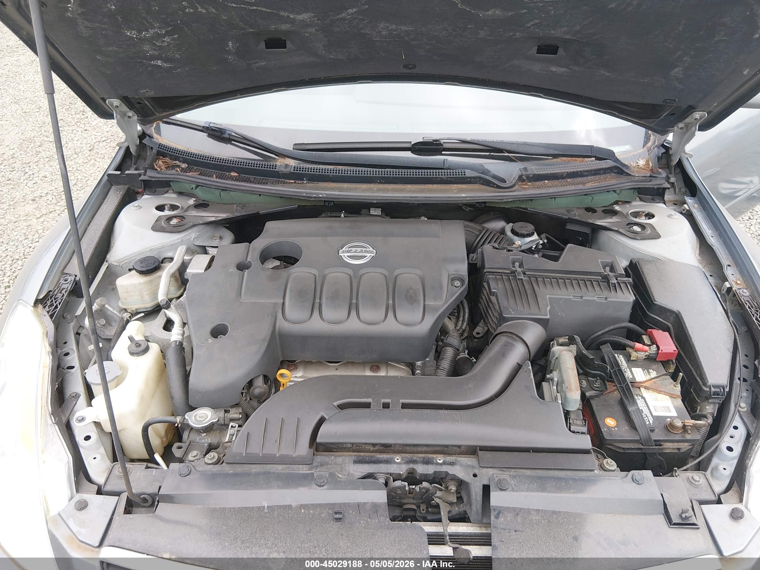 NISSAN ALTIMA image 10