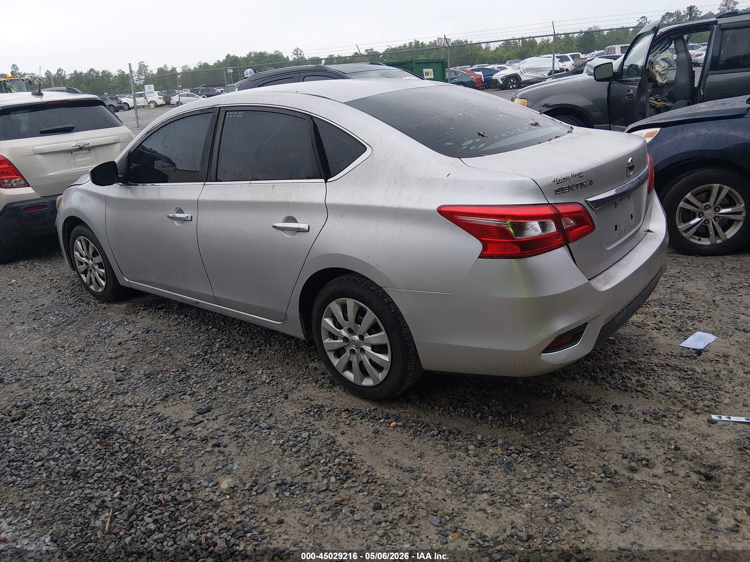 NISSAN SENTRA image 3