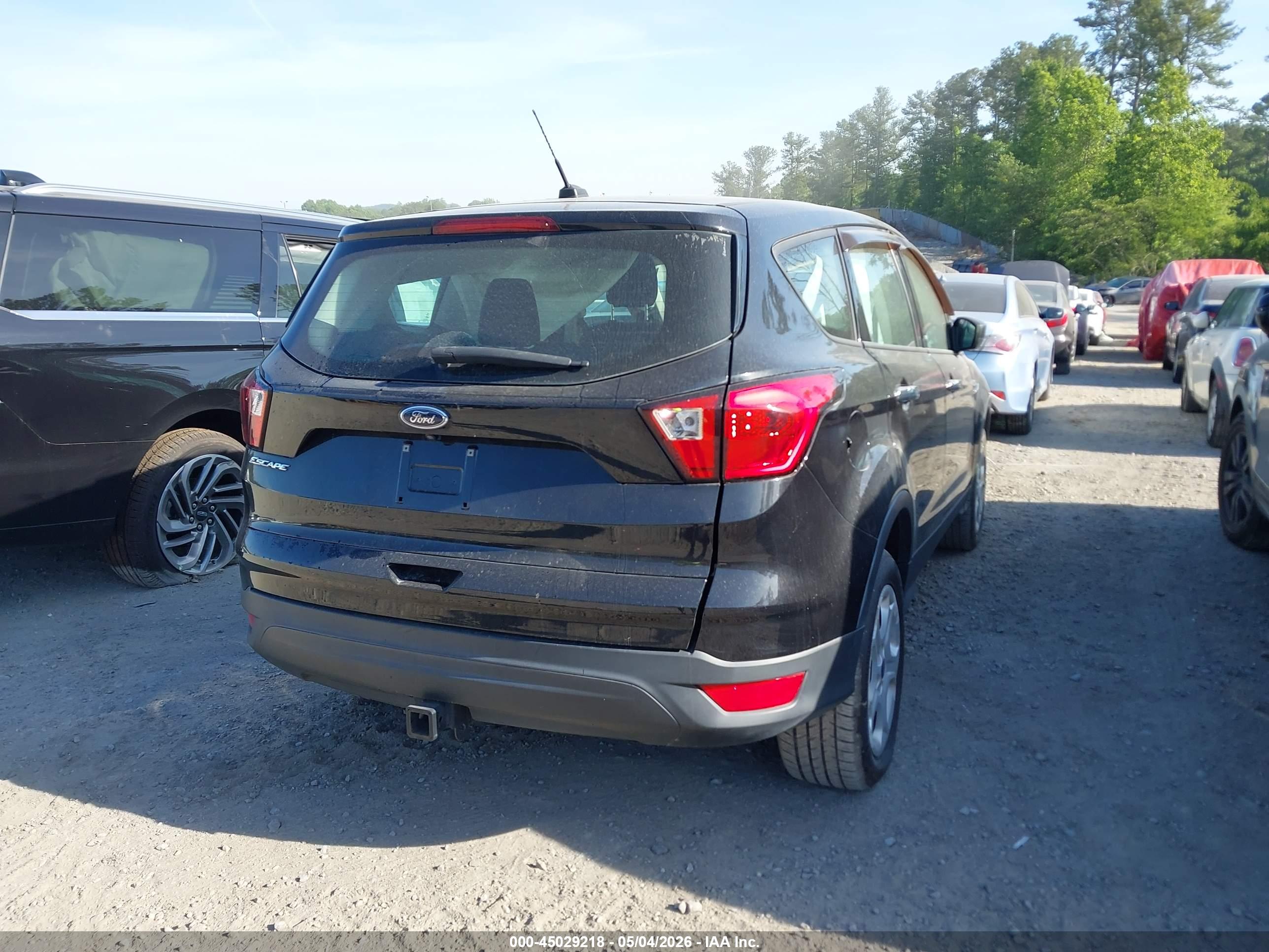FORD ESCAPE image 4