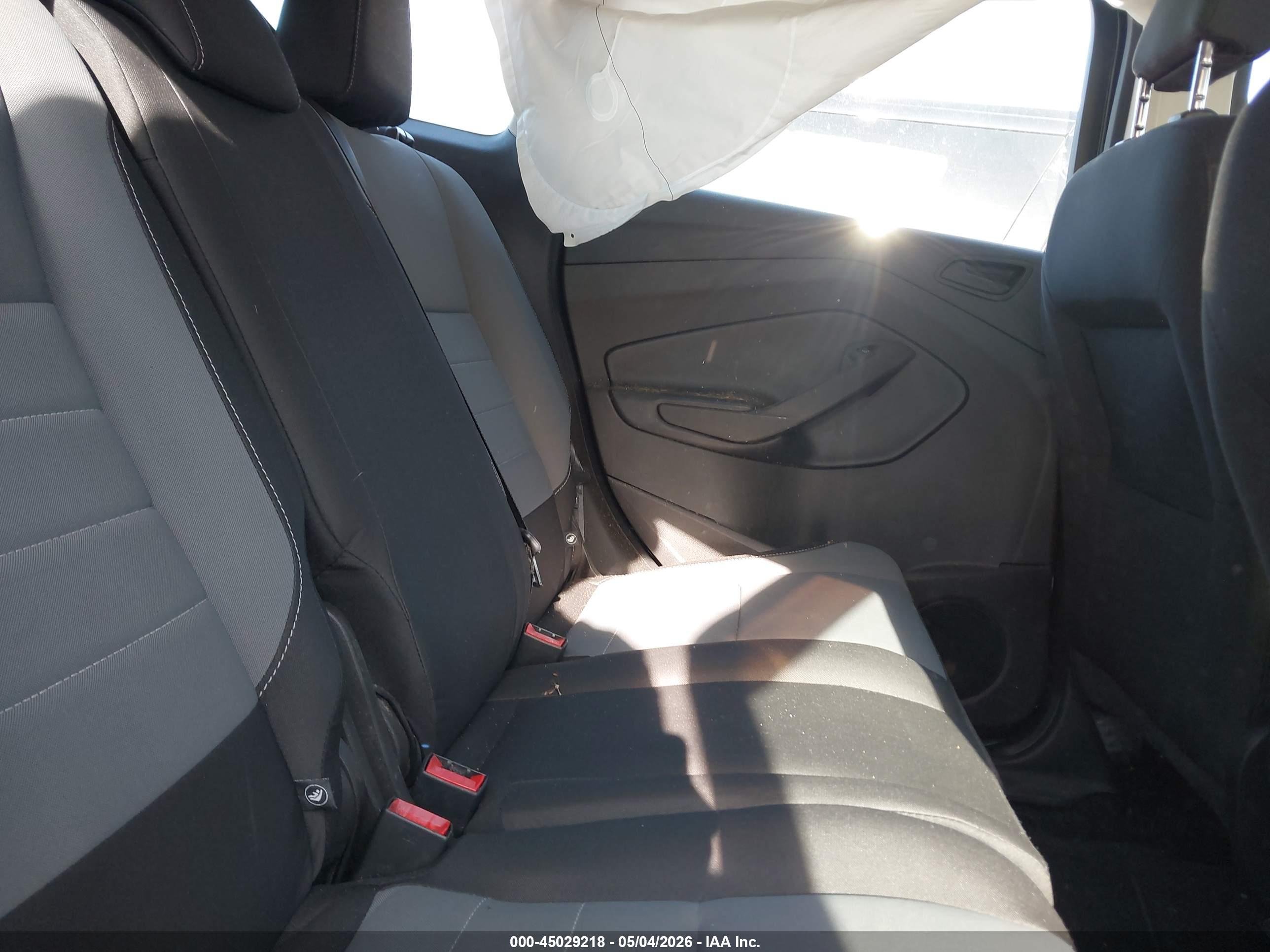 FORD ESCAPE image 8
