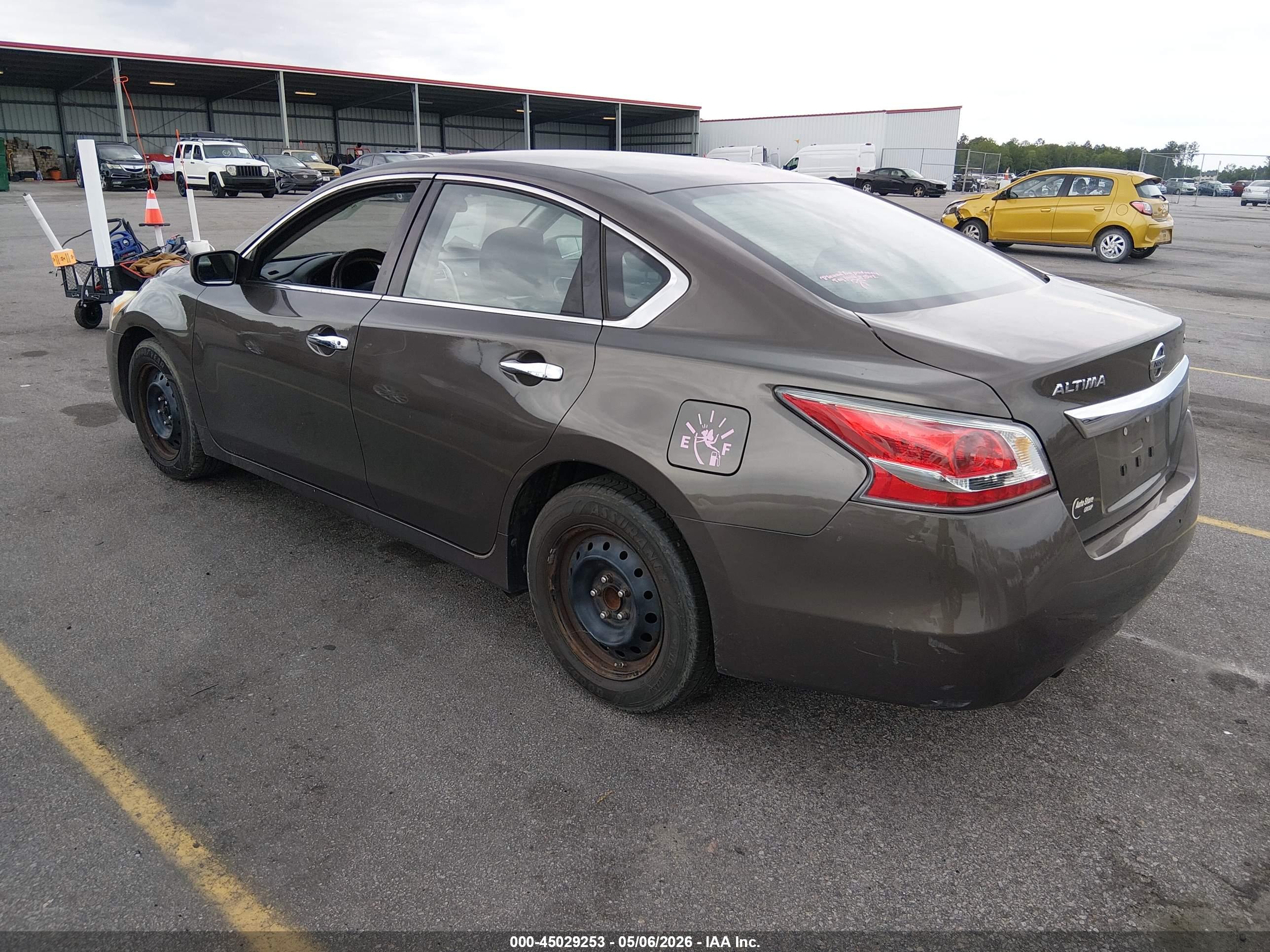 NISSAN ALTIMA image 3