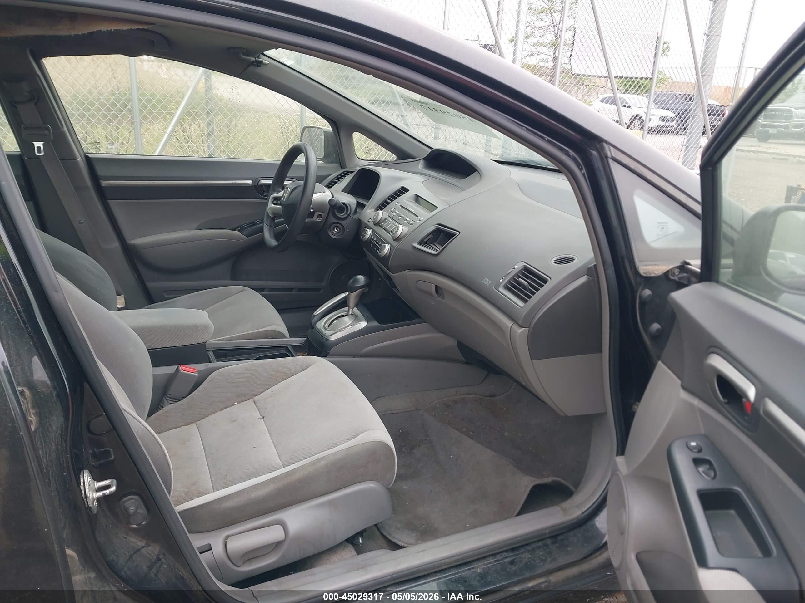 HONDA CIVIC image 5