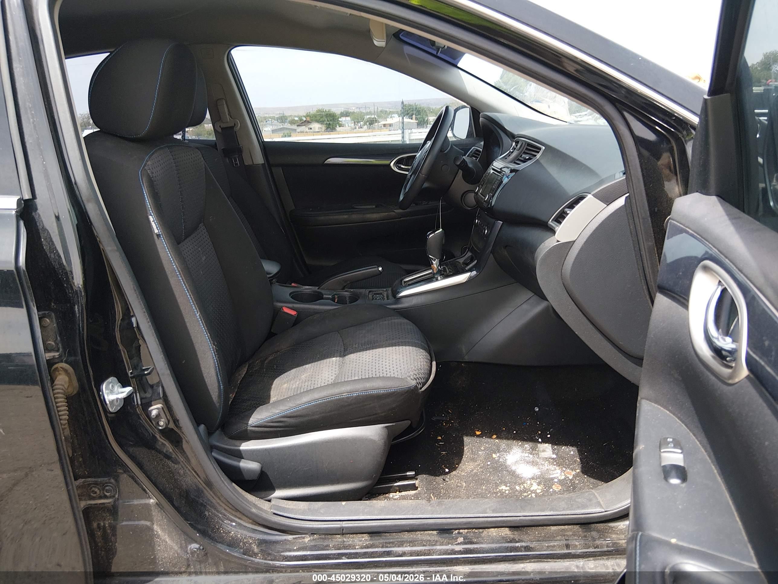 NISSAN SENTRA image 5