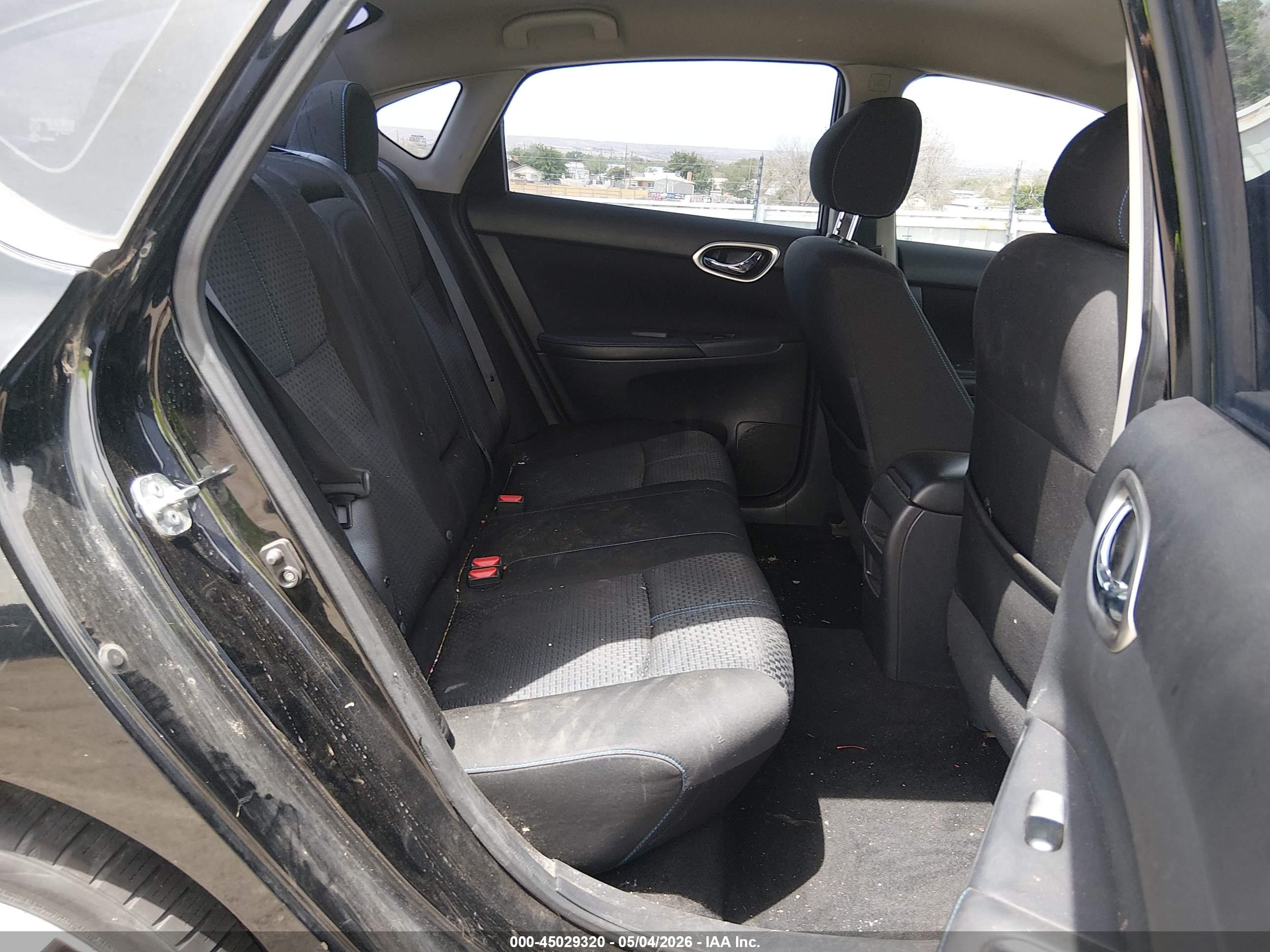 NISSAN SENTRA image 8