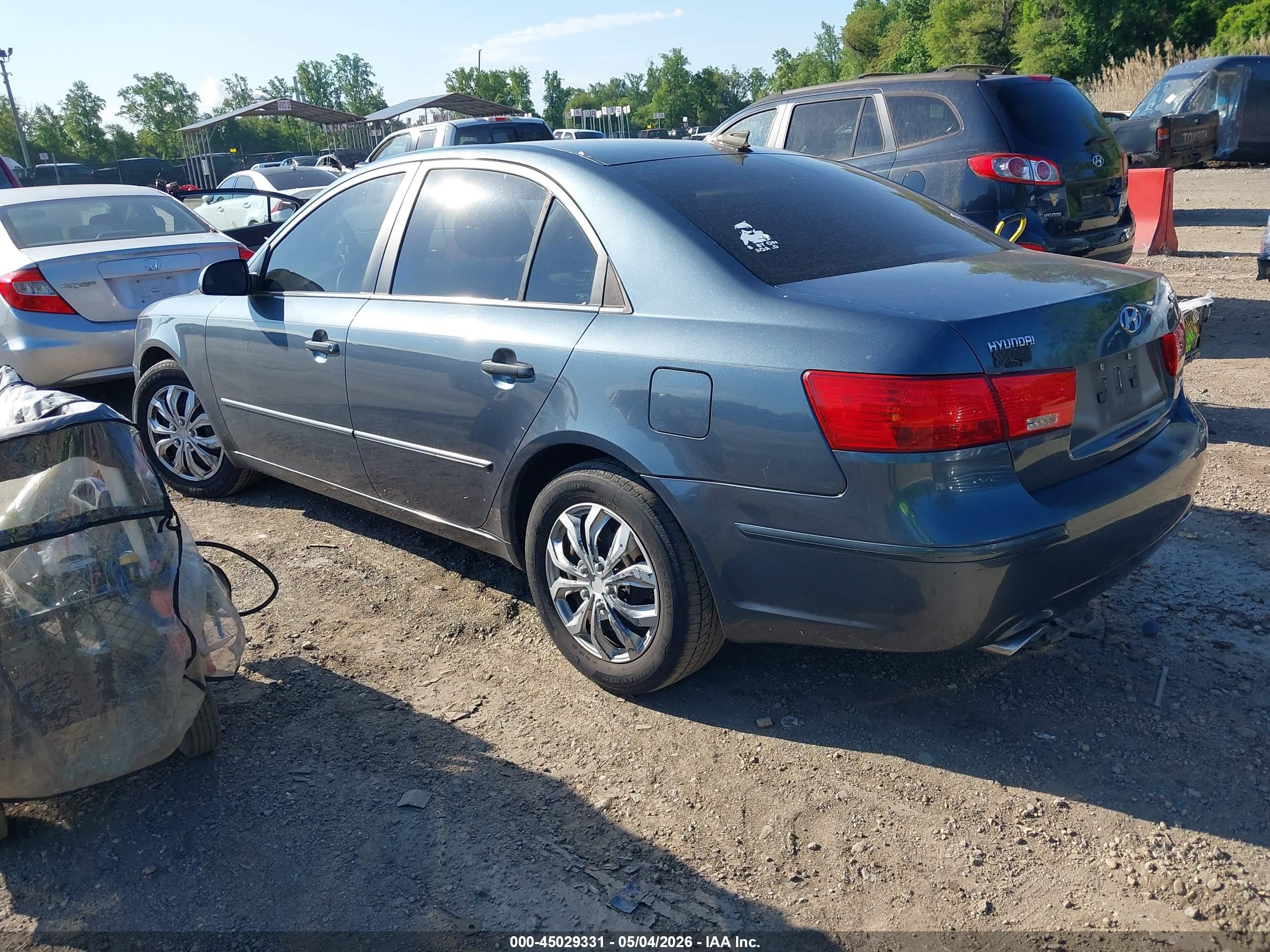 HYUNDAI SONATA image 3