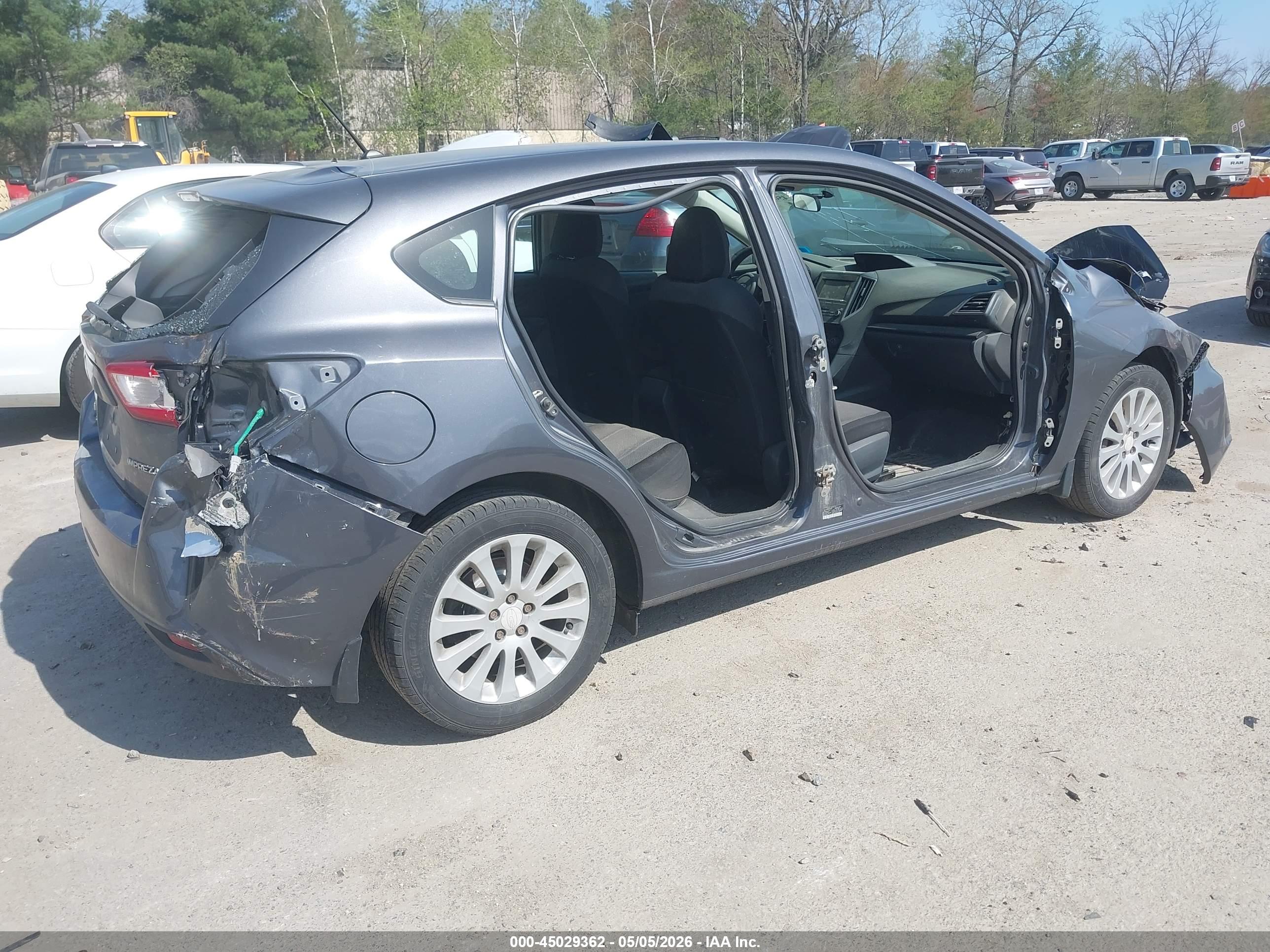SUBARU IMPREZA image 4