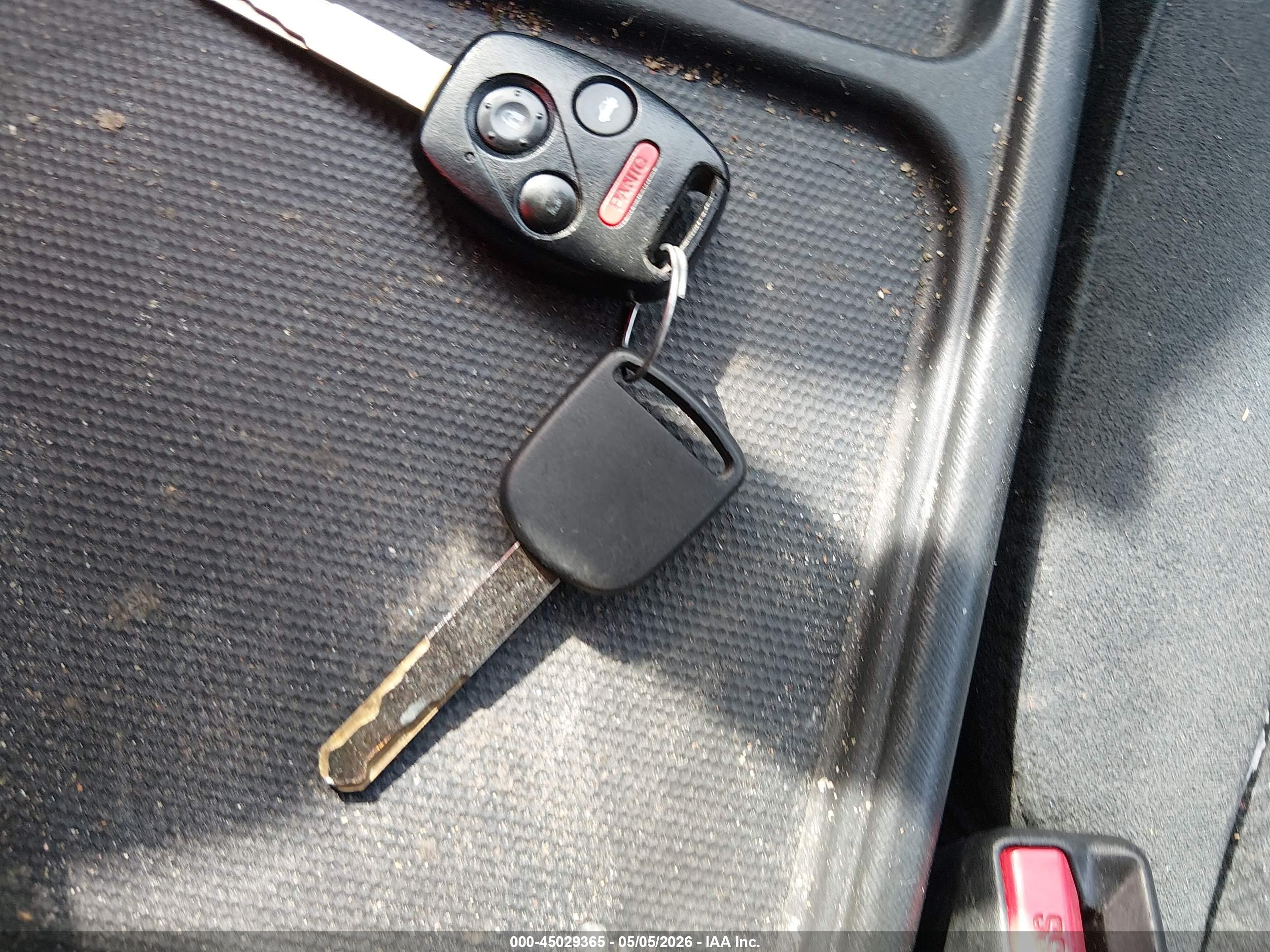 HONDA CR-V image 11