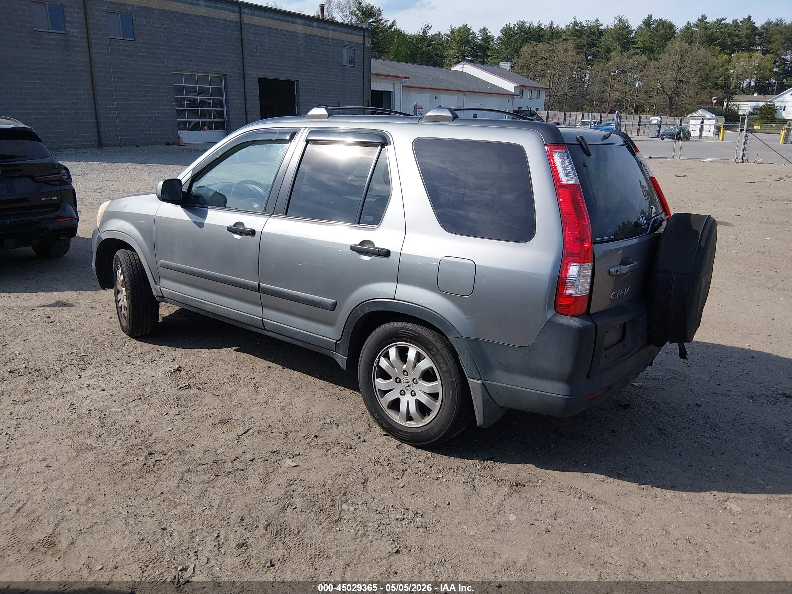 HONDA CR-V image 3