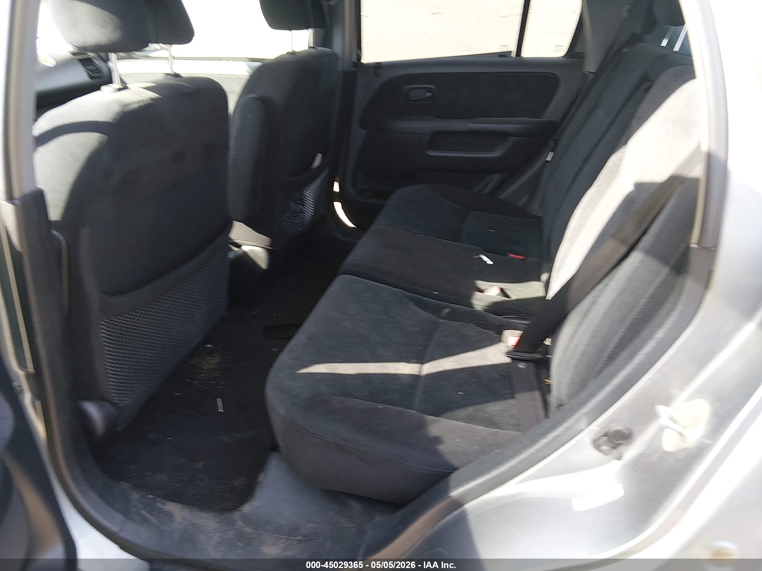 HONDA CR-V image 8