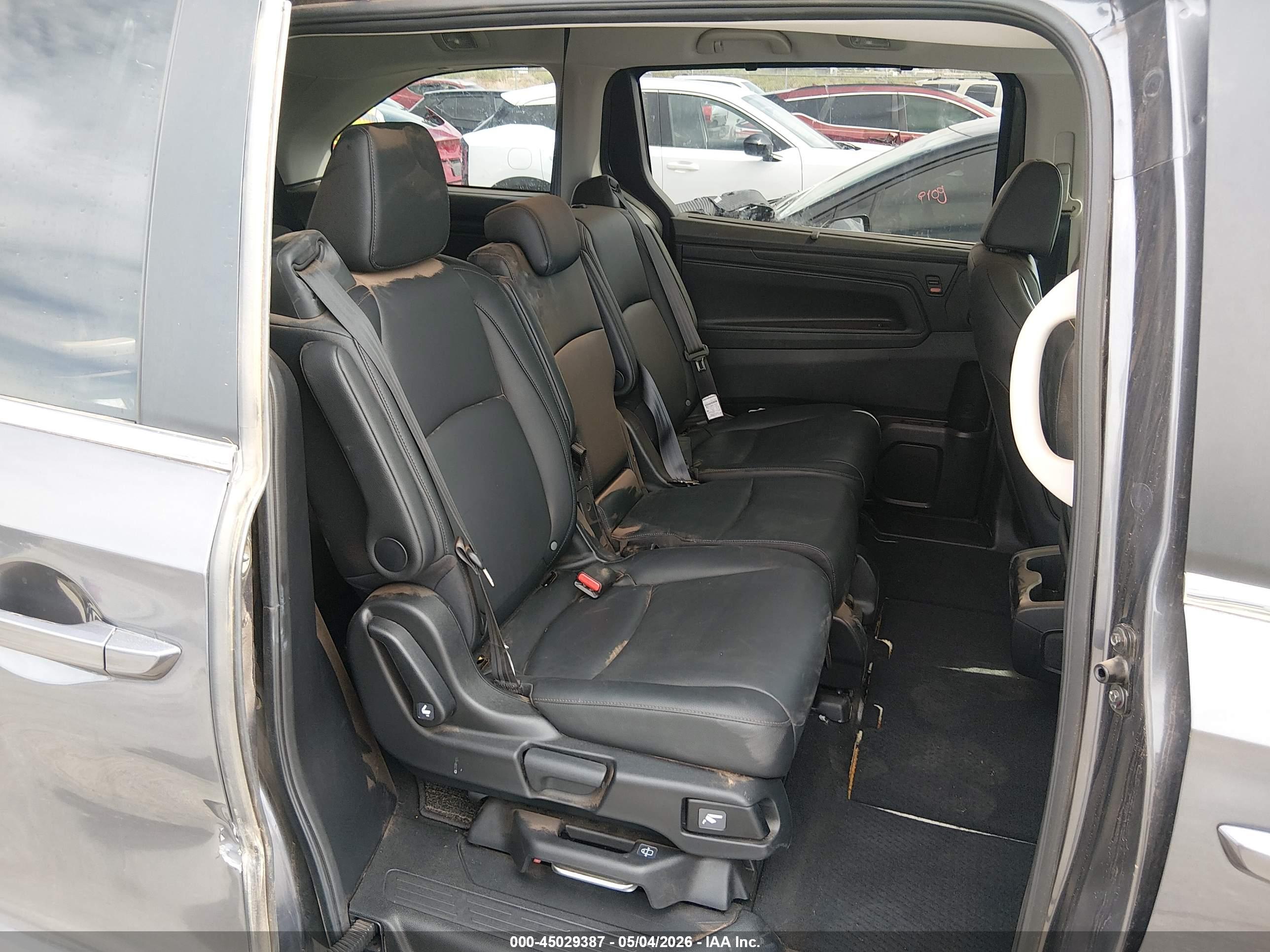 HONDA ODYSSEY image 8