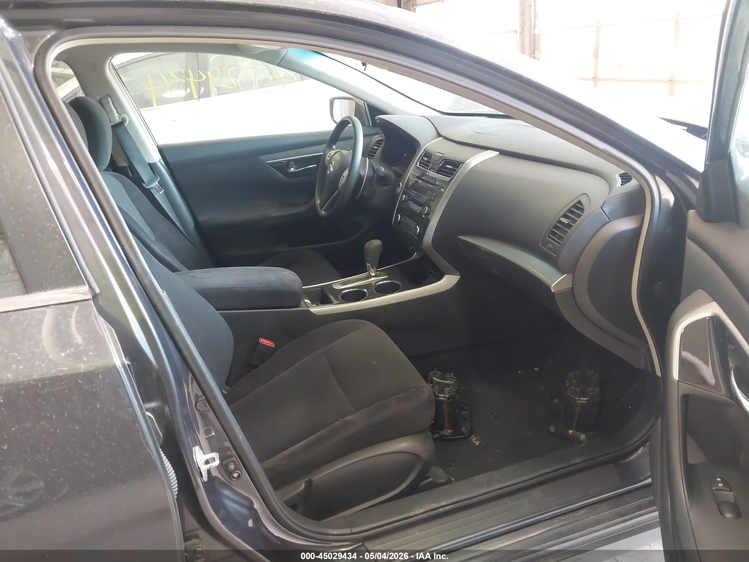 NISSAN ALTIMA image 5