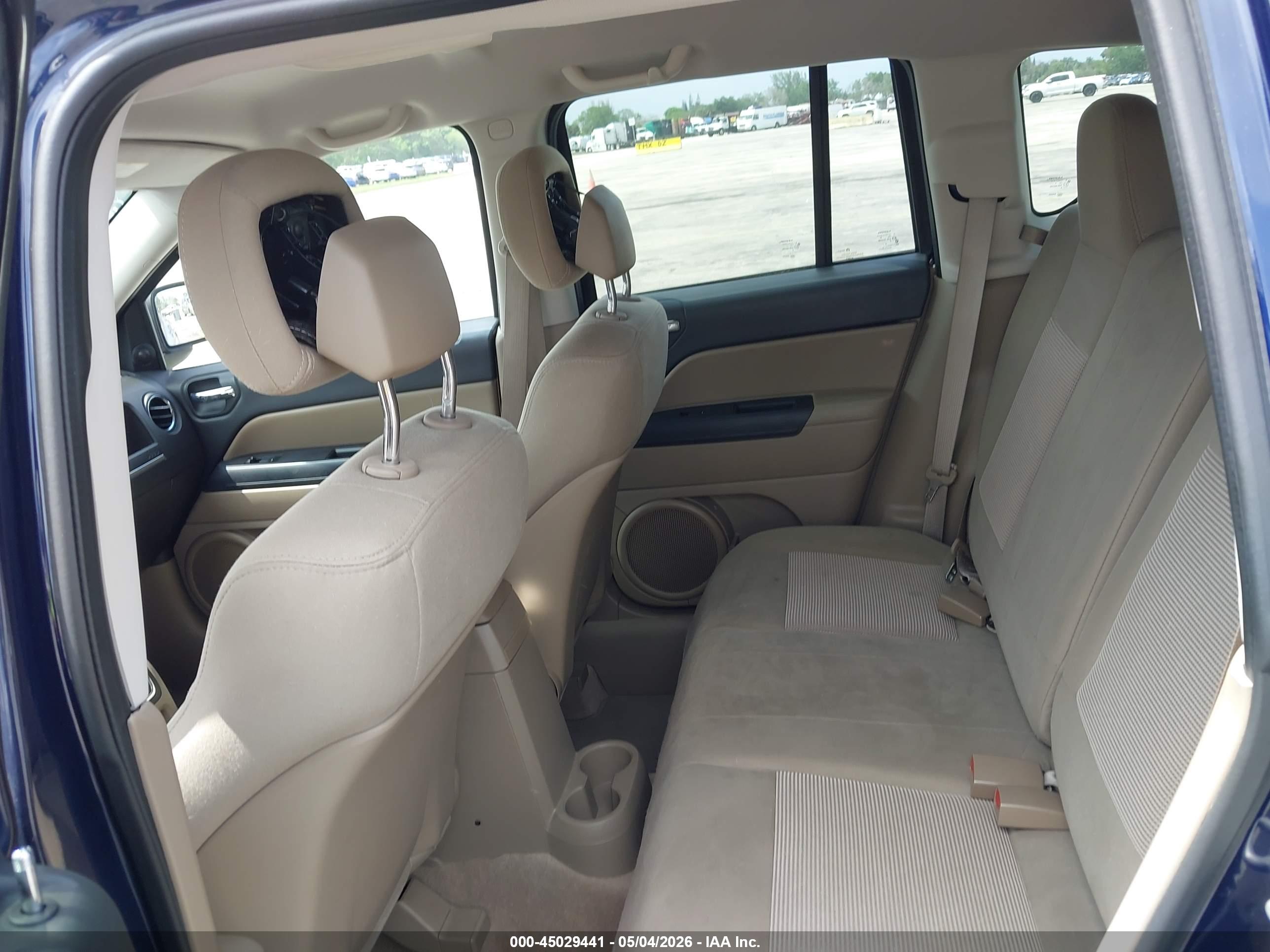JEEP COMPASS image 8
