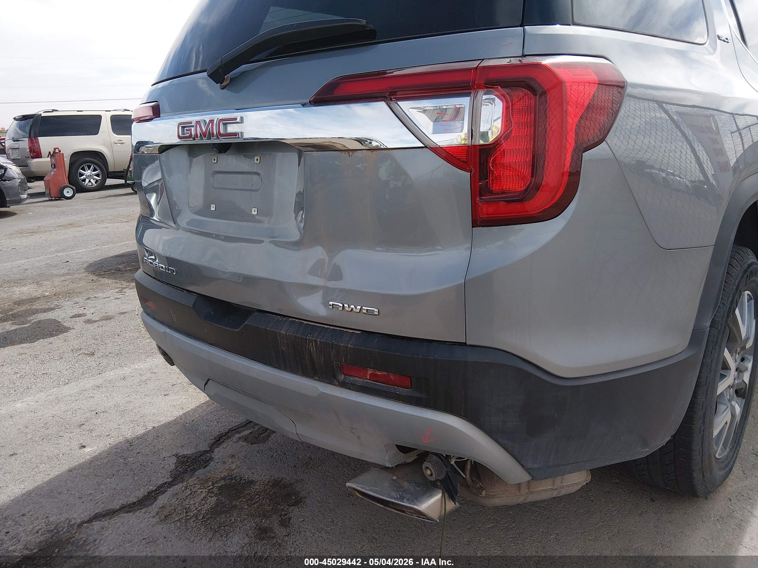 GMC ACADIA image 6