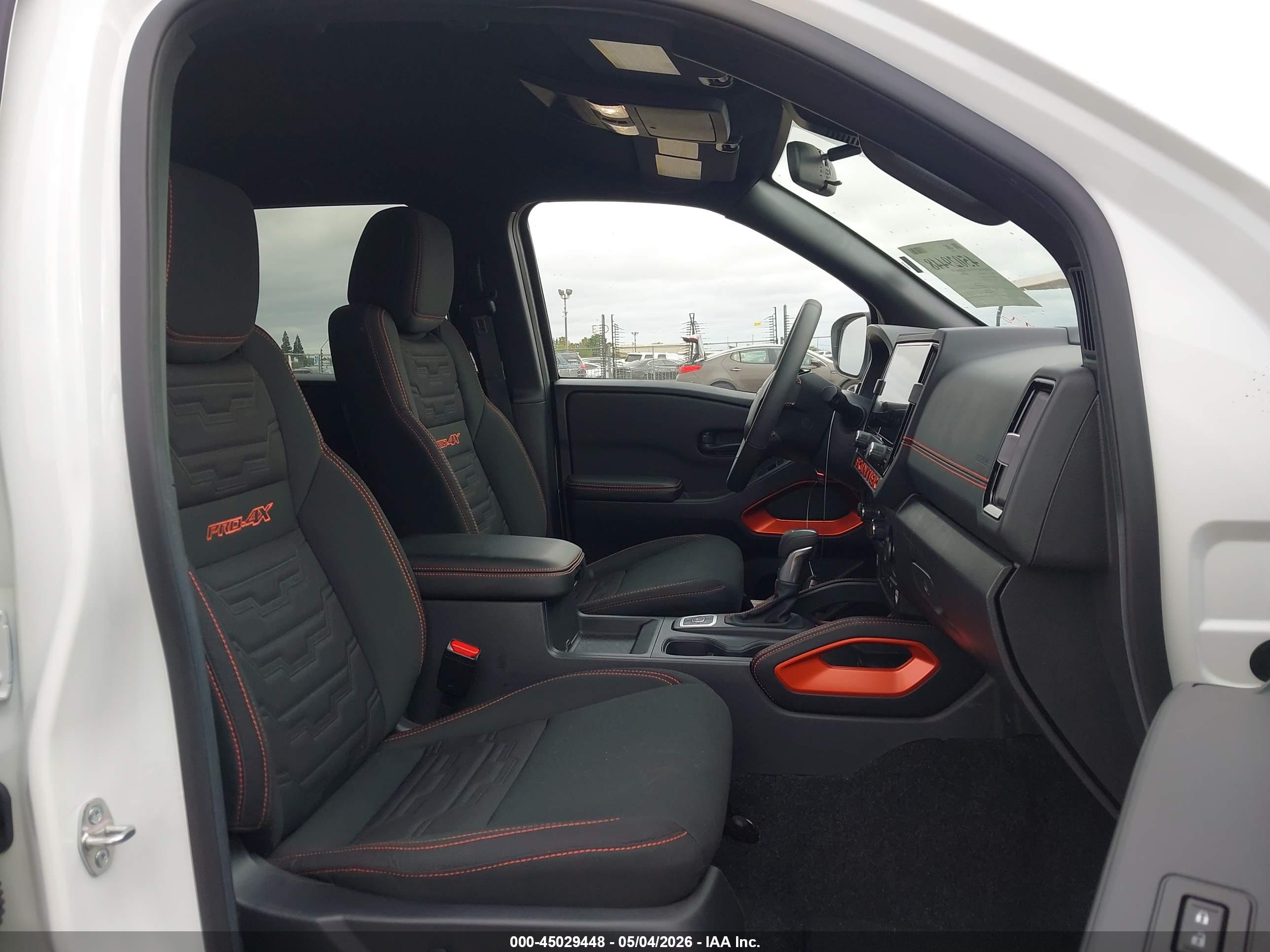 NISSAN FRONTIER image 5