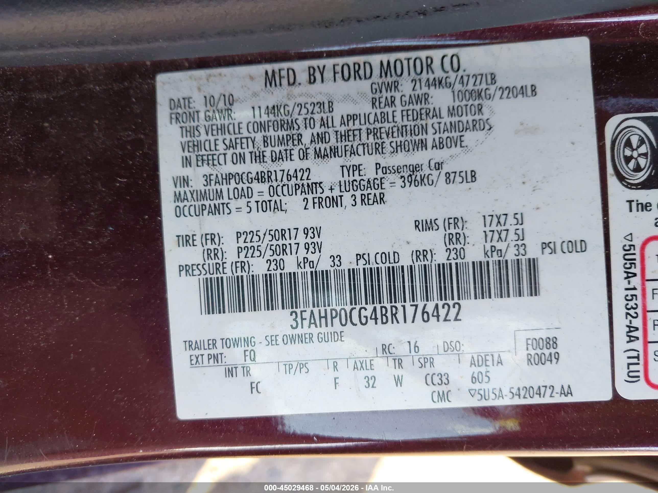FORD FUSION image 9