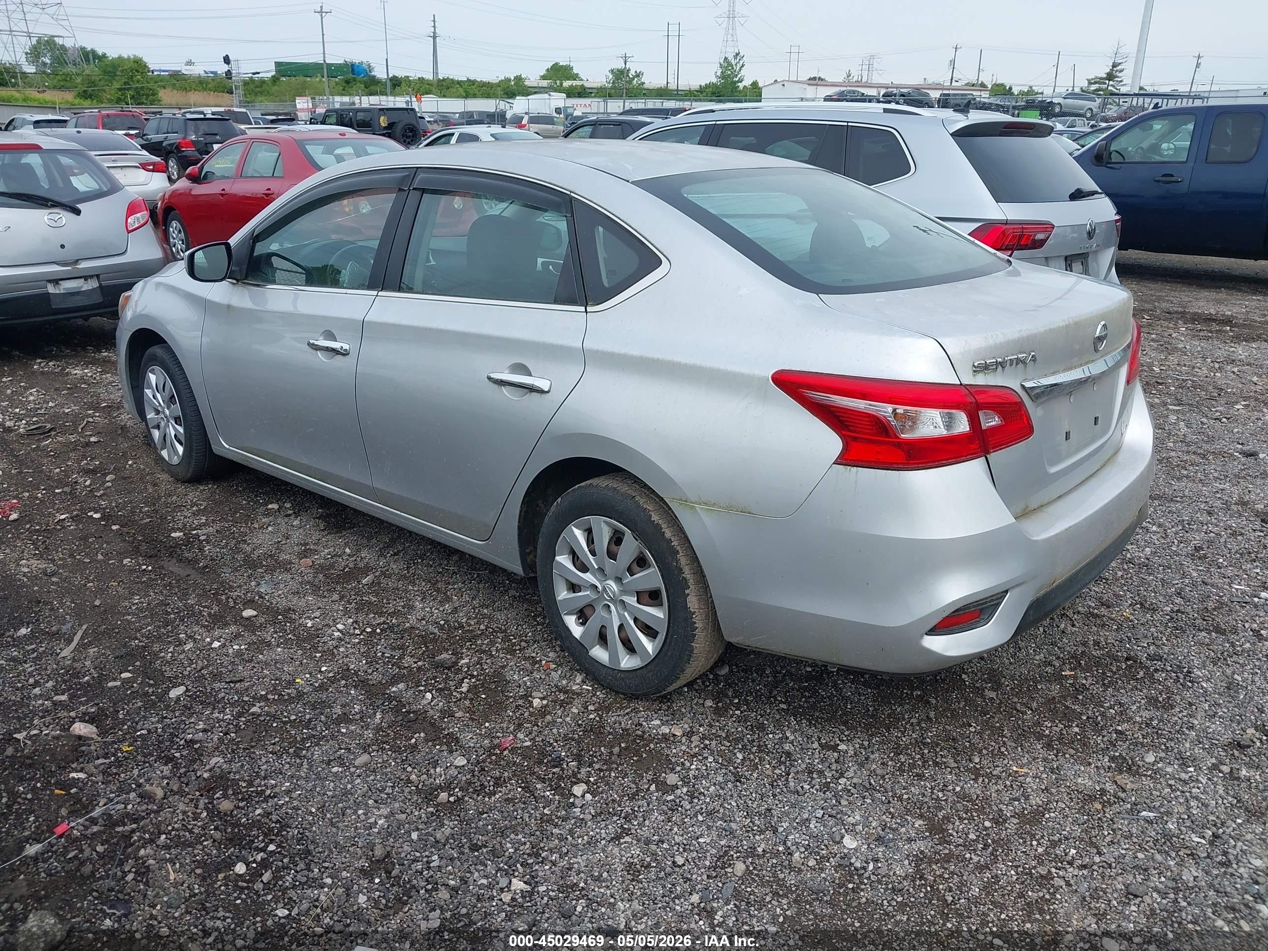 NISSAN SENTRA image 3