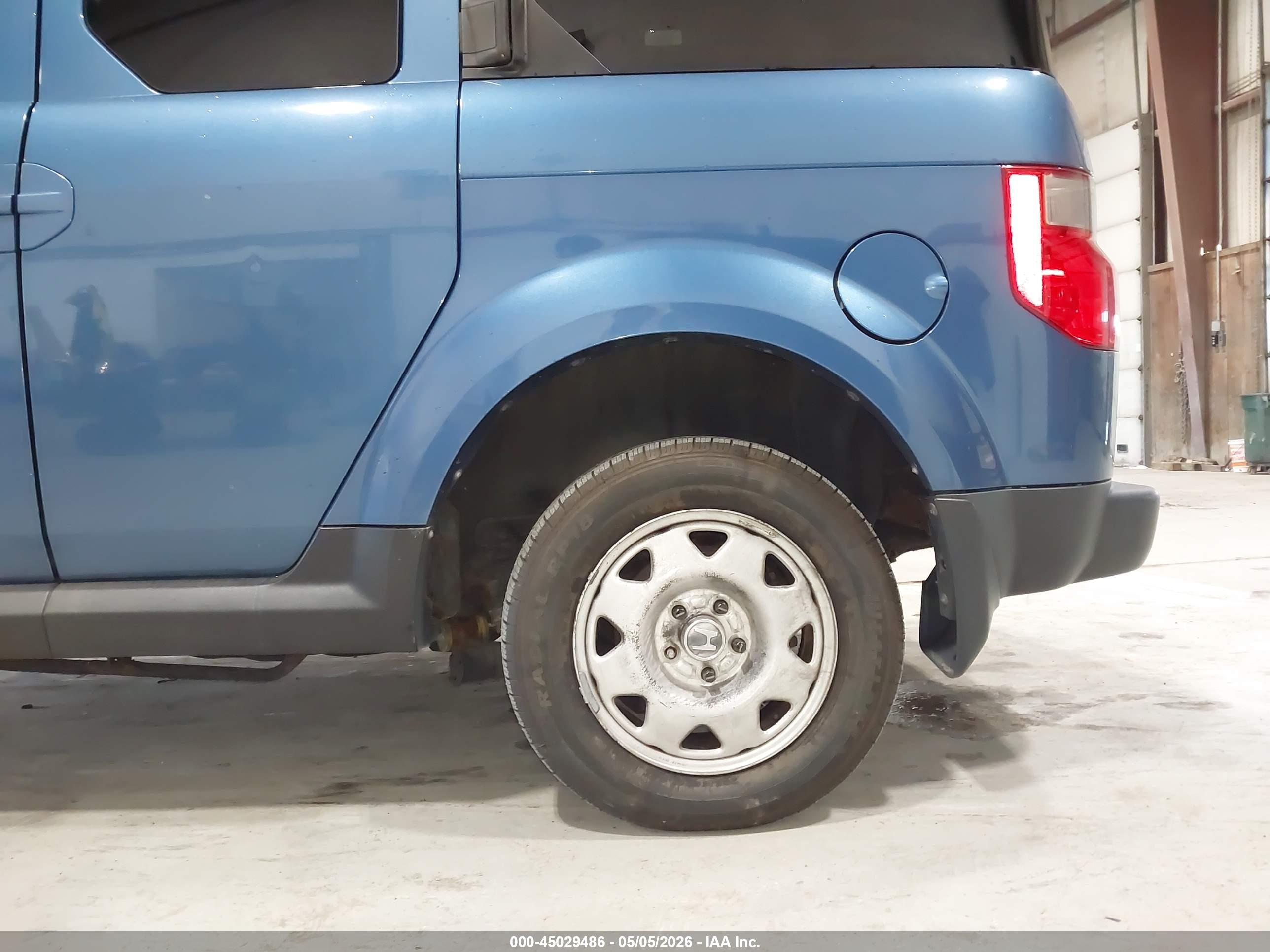 HONDA ELEMENT image 6