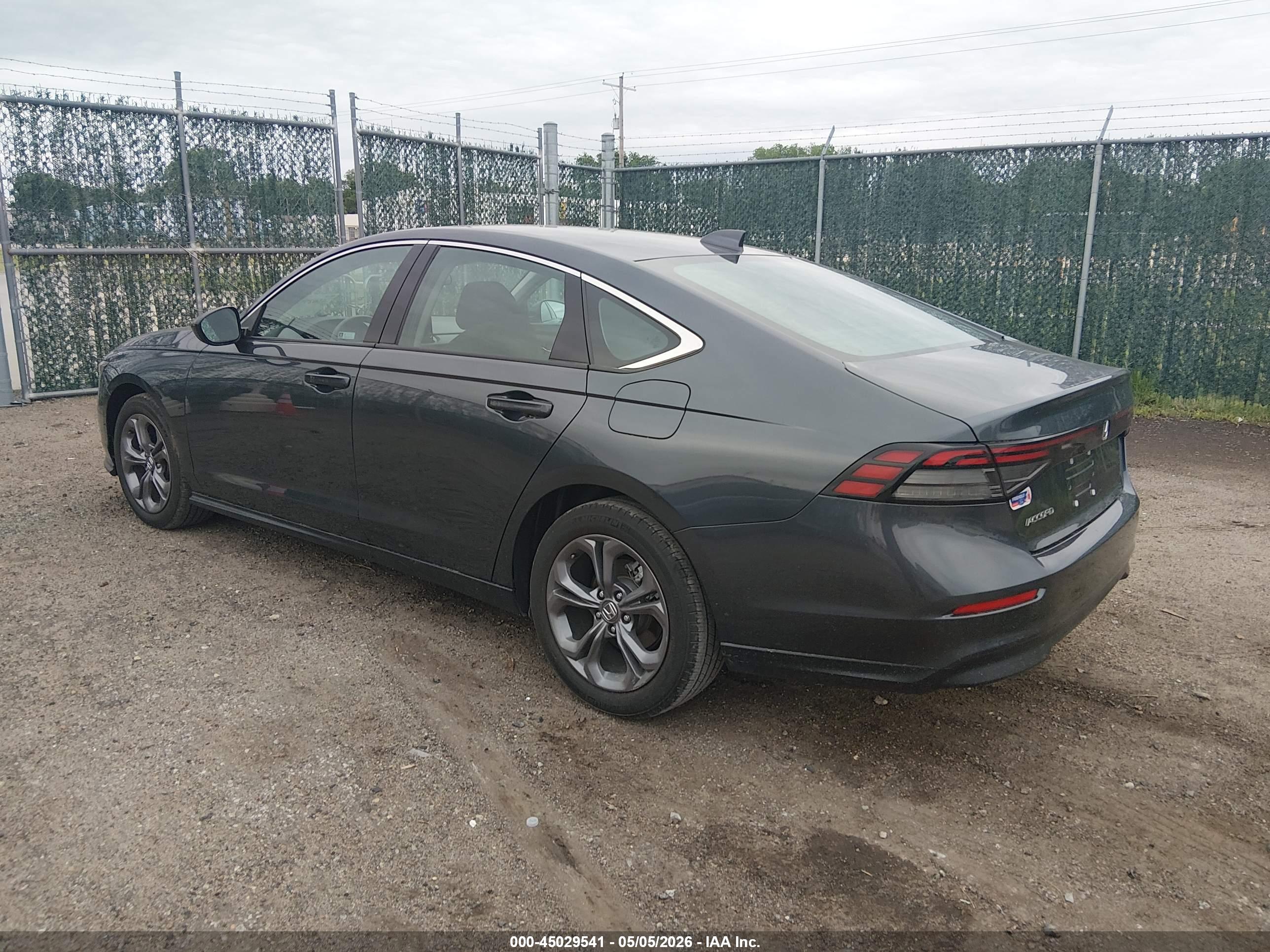 HONDA ACCORD image 3