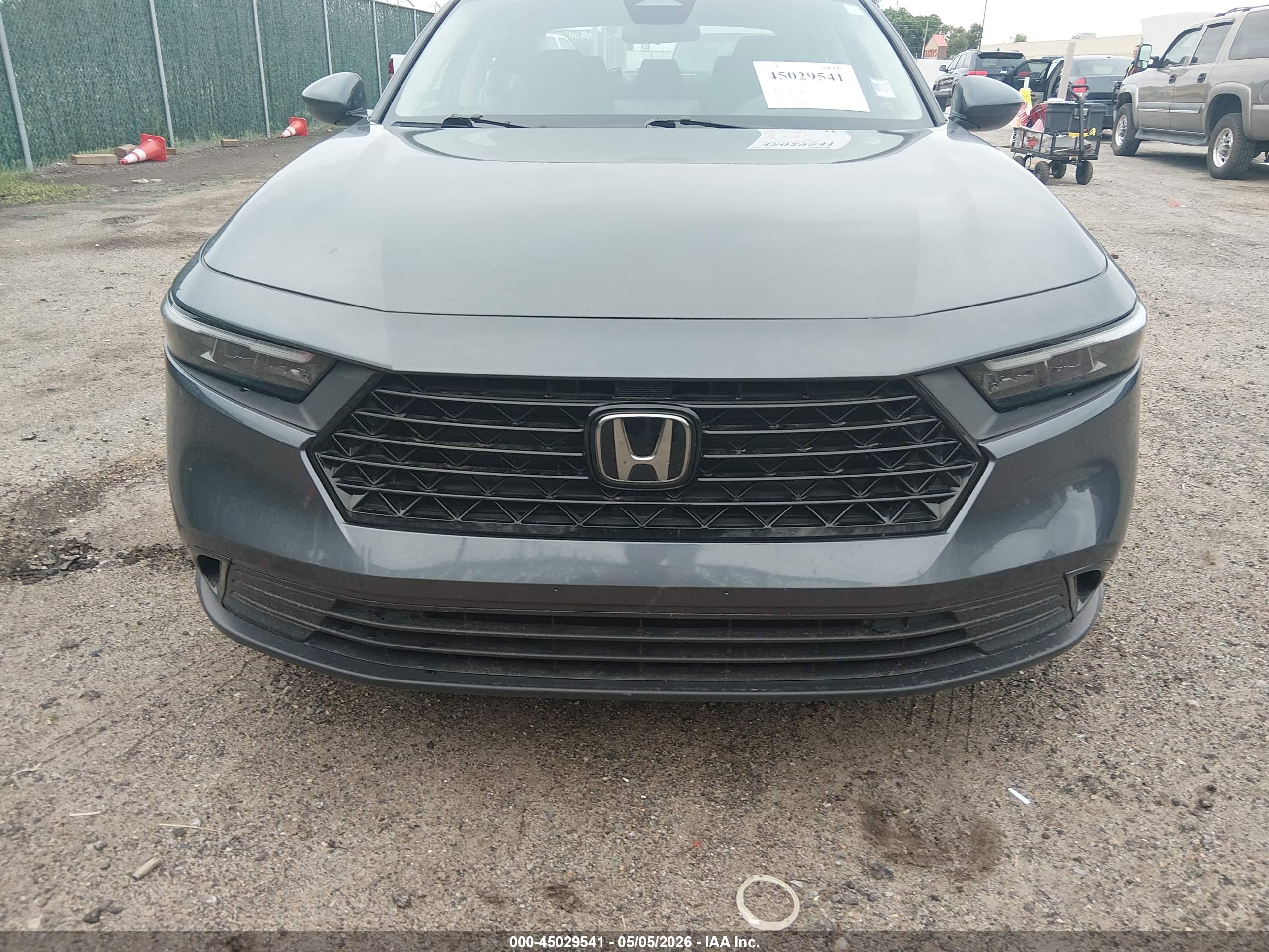 HONDA ACCORD image 6