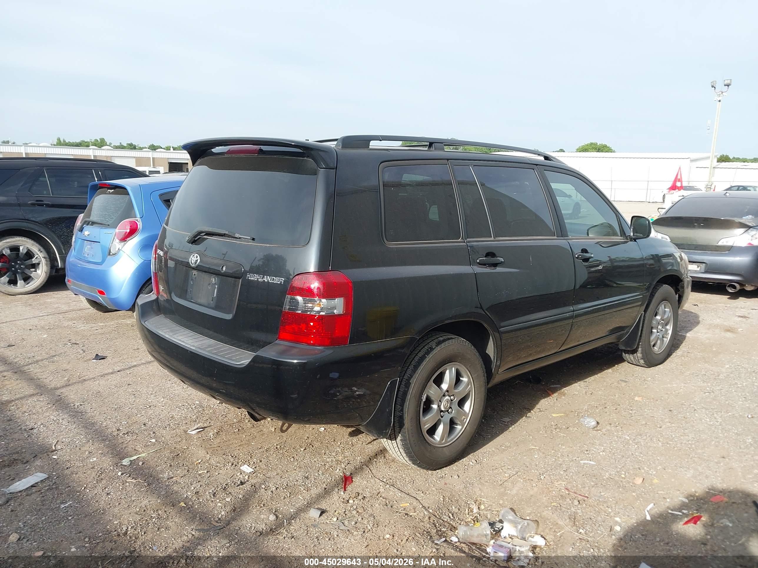 TOYOTA HIGHLANDER image 4
