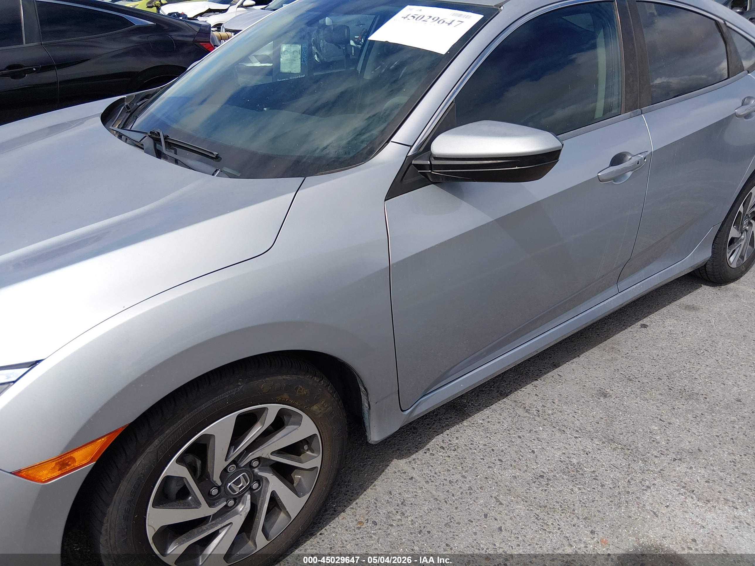 HONDA CIVIC image 6