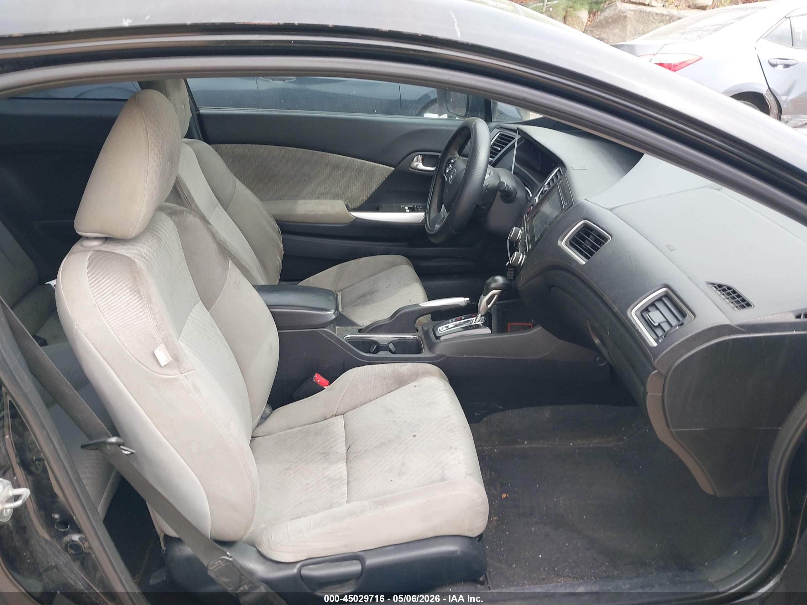 HONDA CIVIC image 5