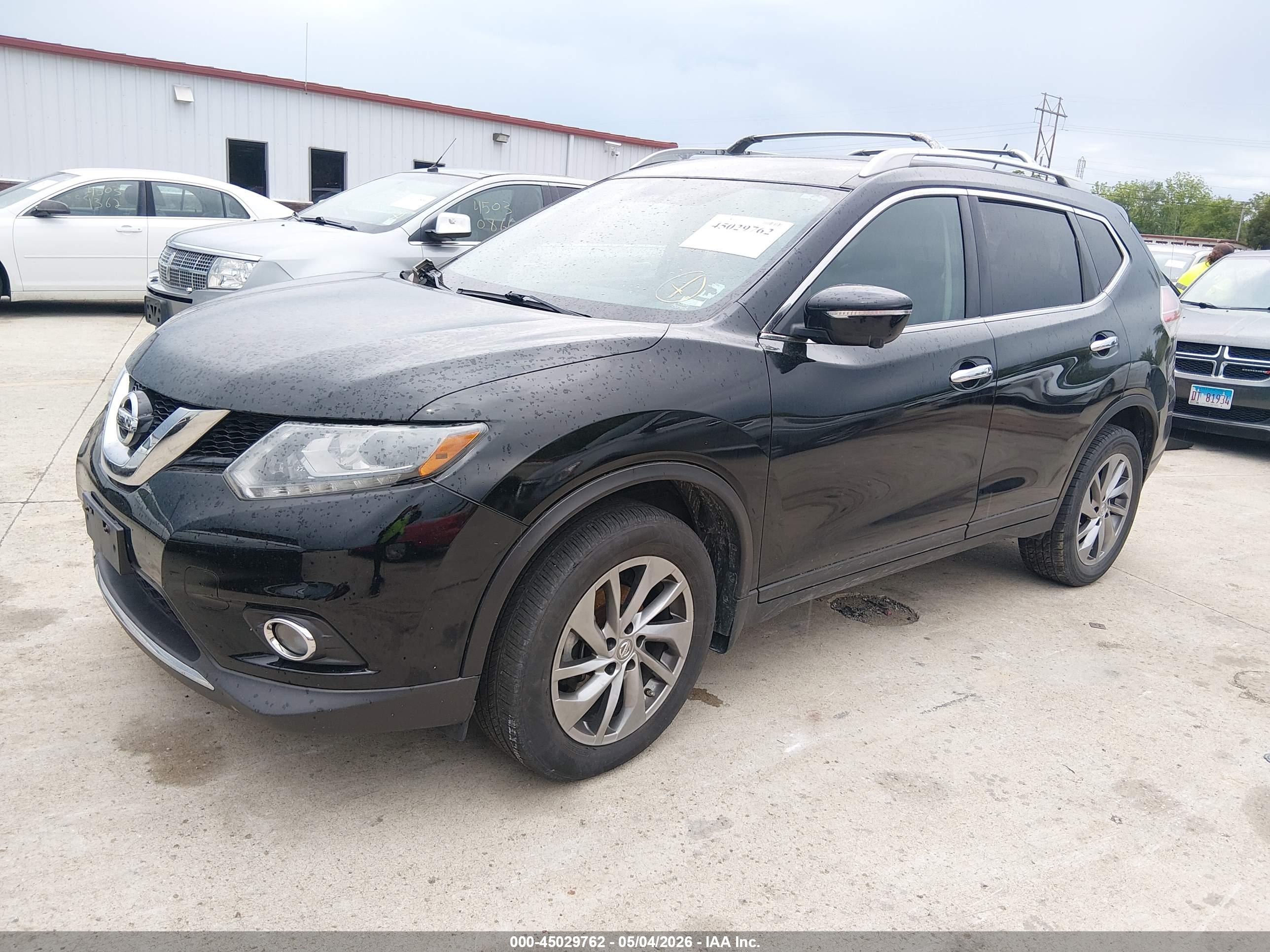 NISSAN ROGUE image 2