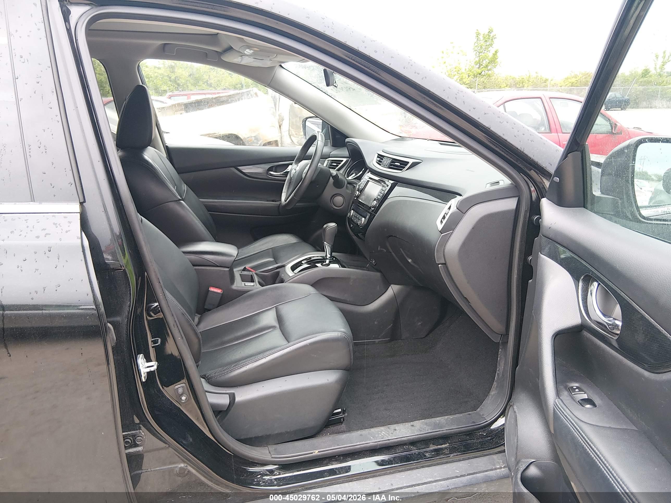 NISSAN ROGUE image 5