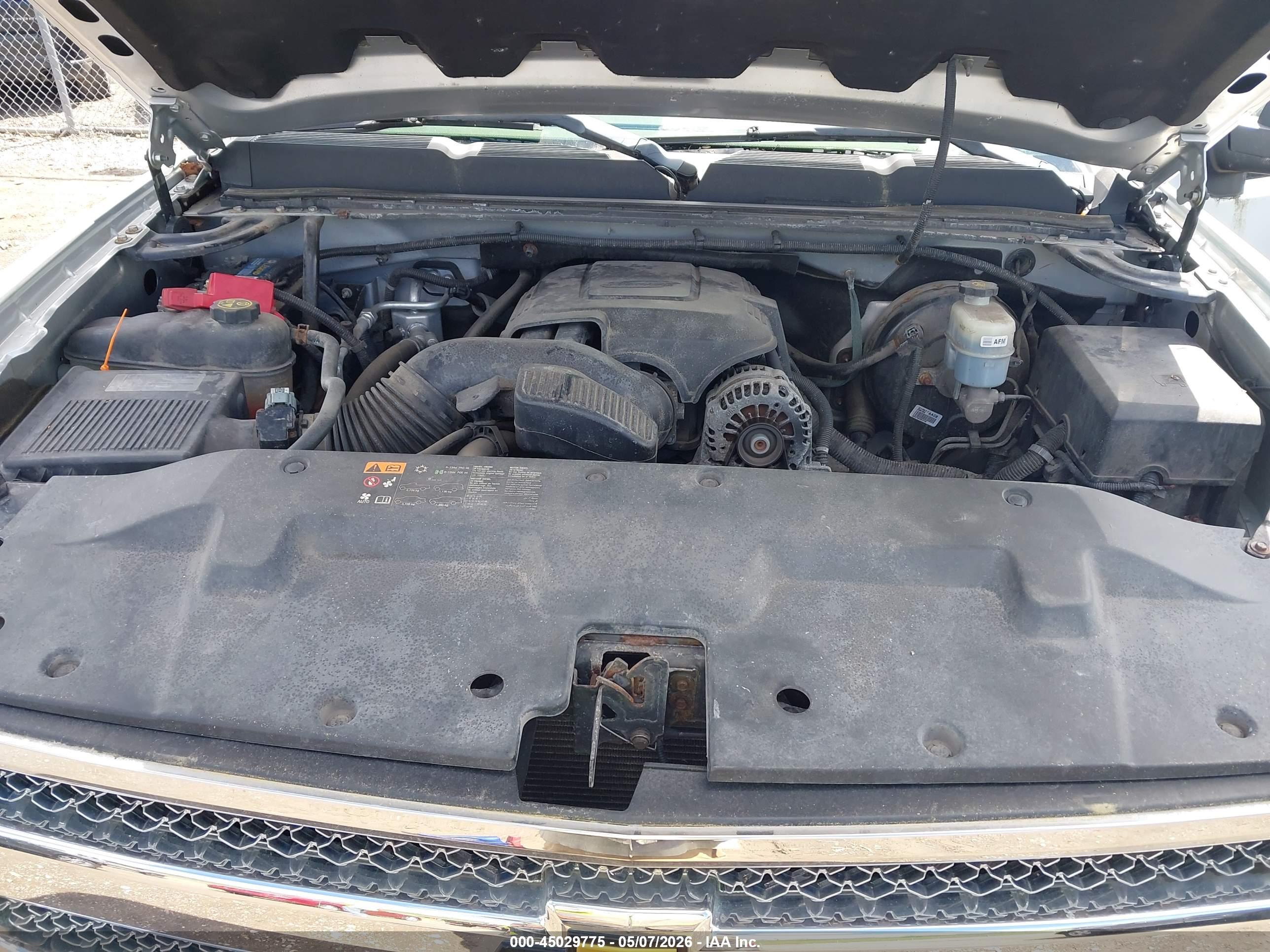 CHEVROLET SILVERADO image 10