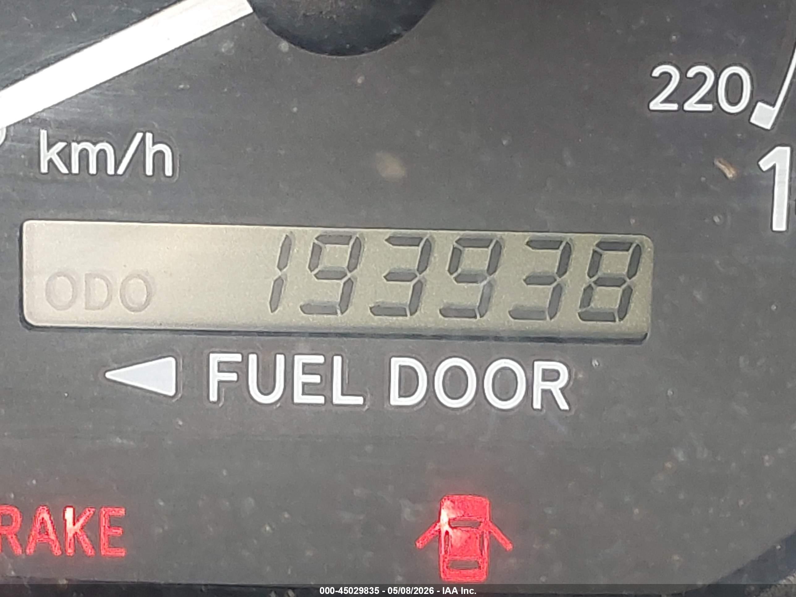 TOYOTA CAMRY image 7
