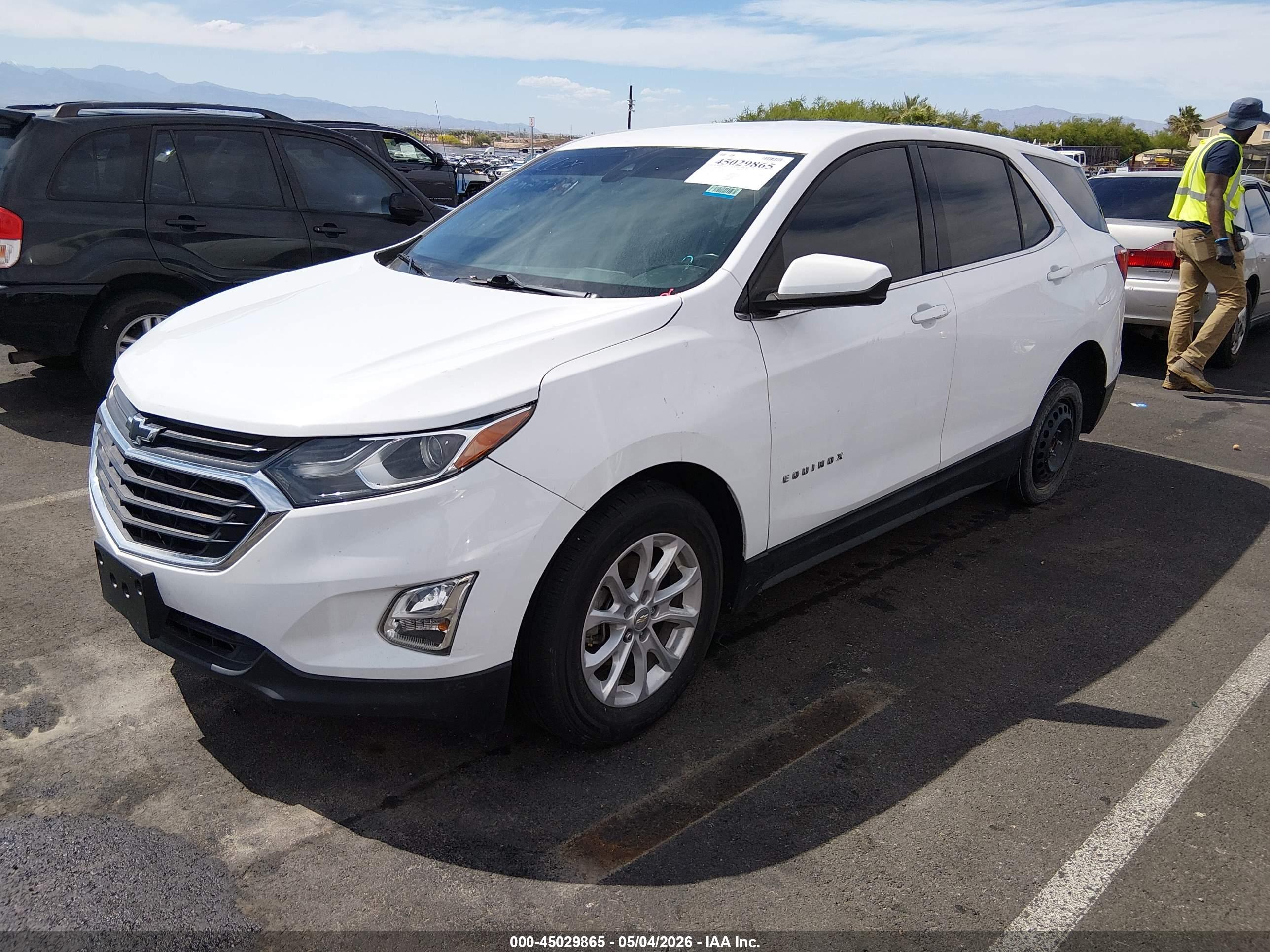 CHEVROLET EQUINOX image 2