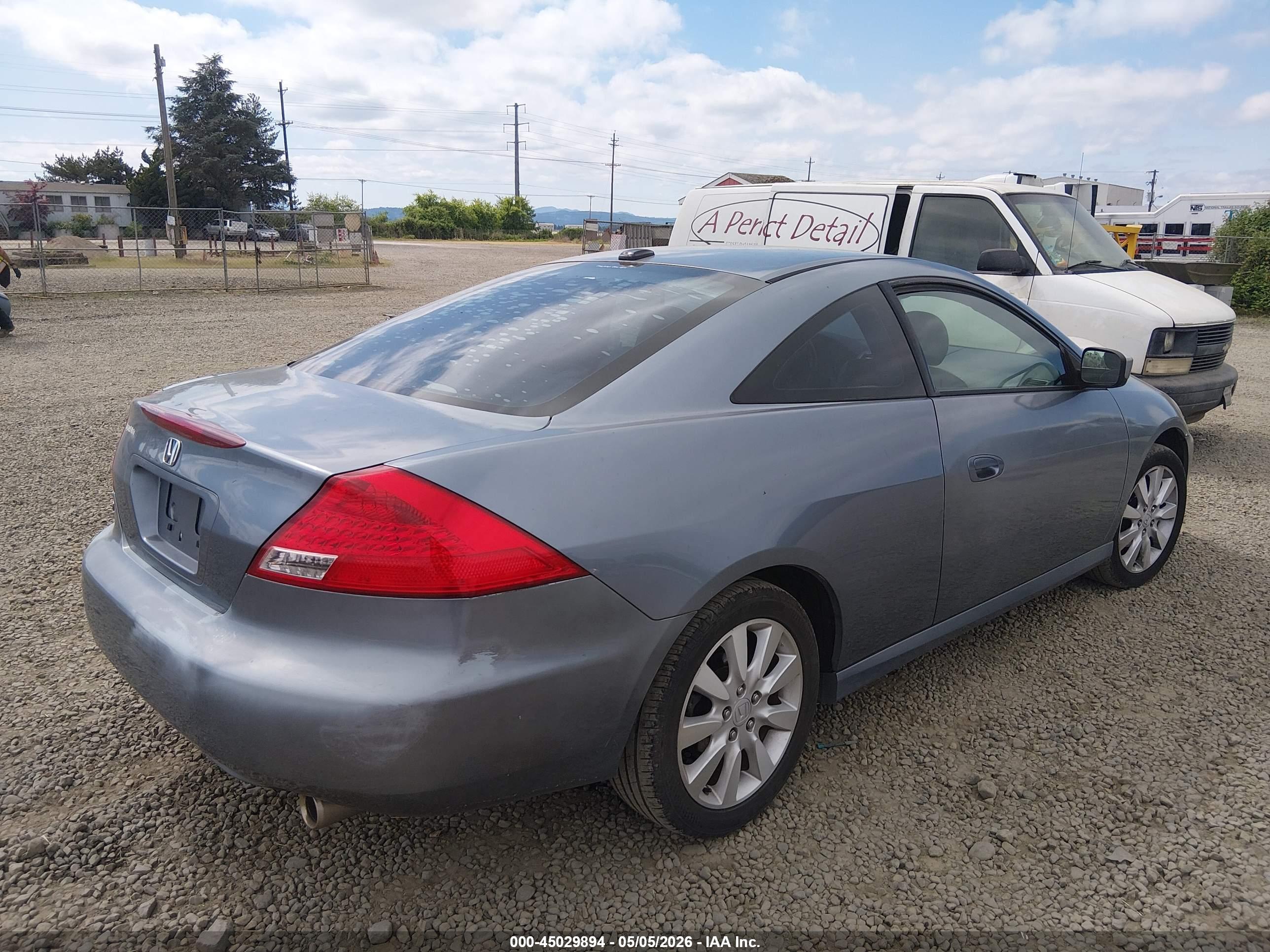 HONDA ACCORD image 4