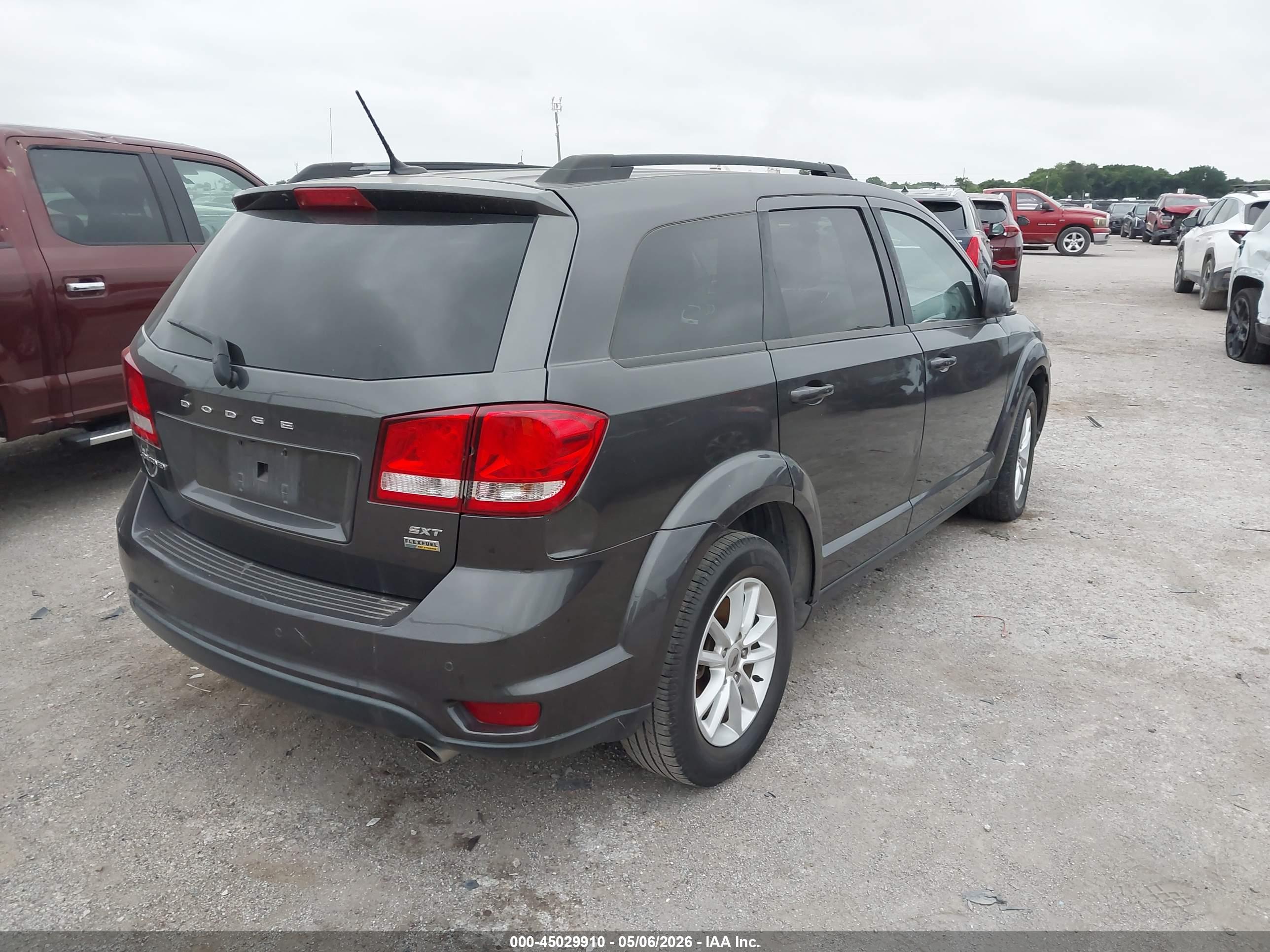 DODGE JOURNEY image 4