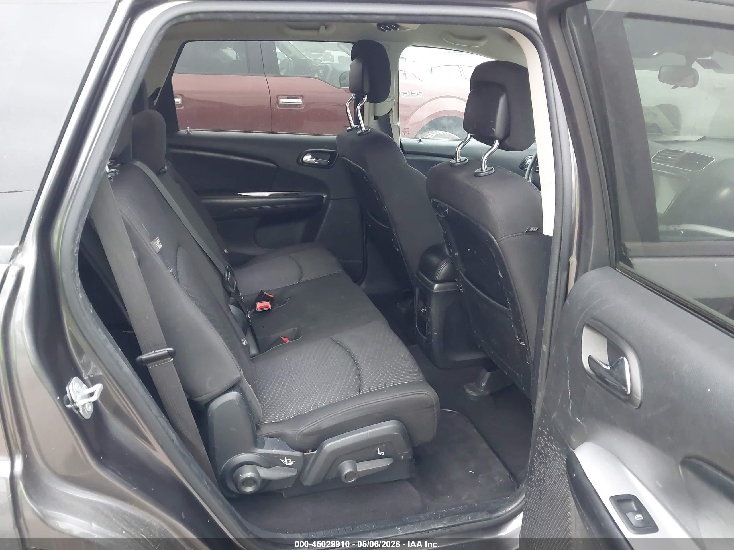 DODGE JOURNEY image 8