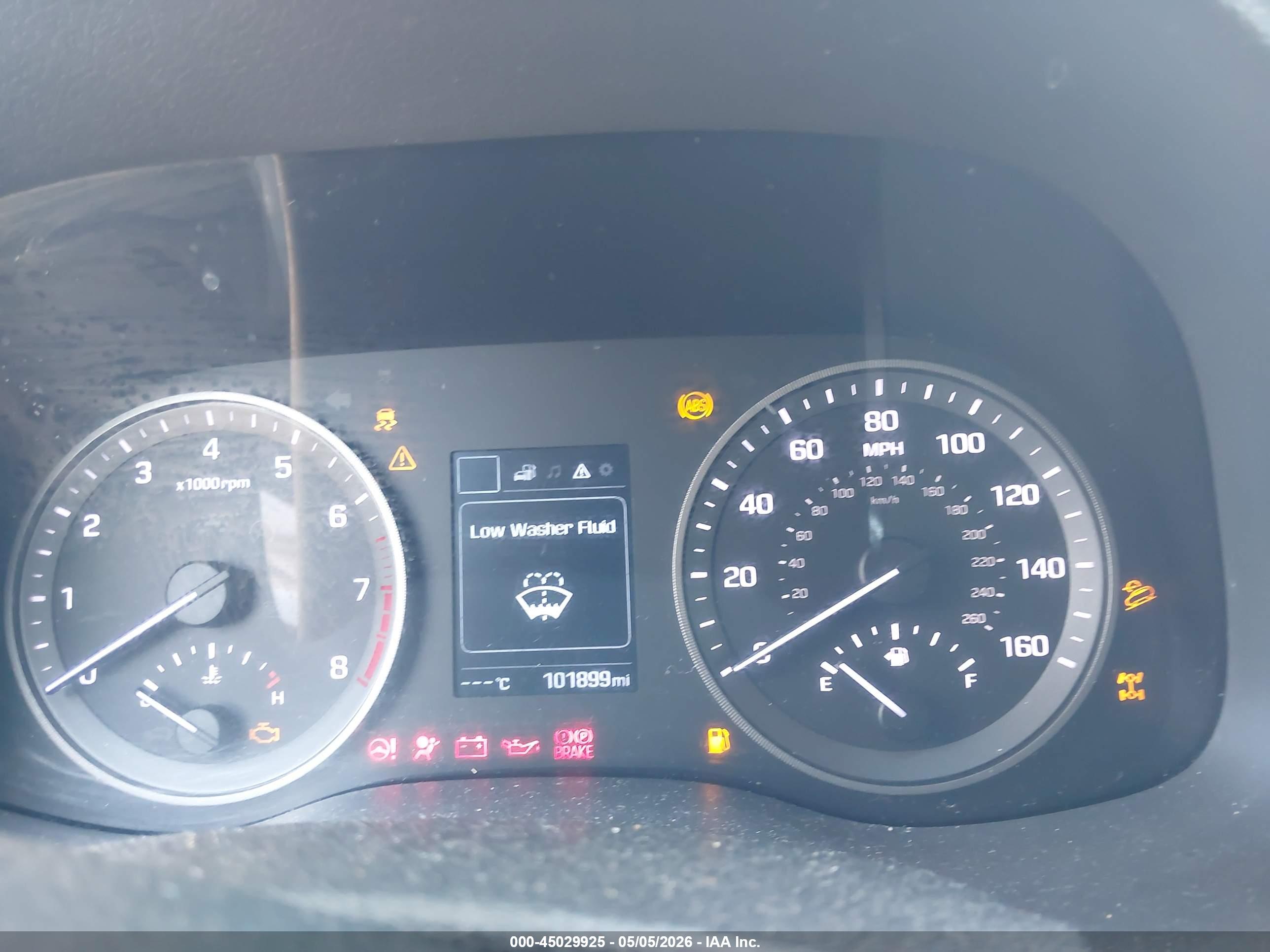 HYUNDAI TUCSON image 7