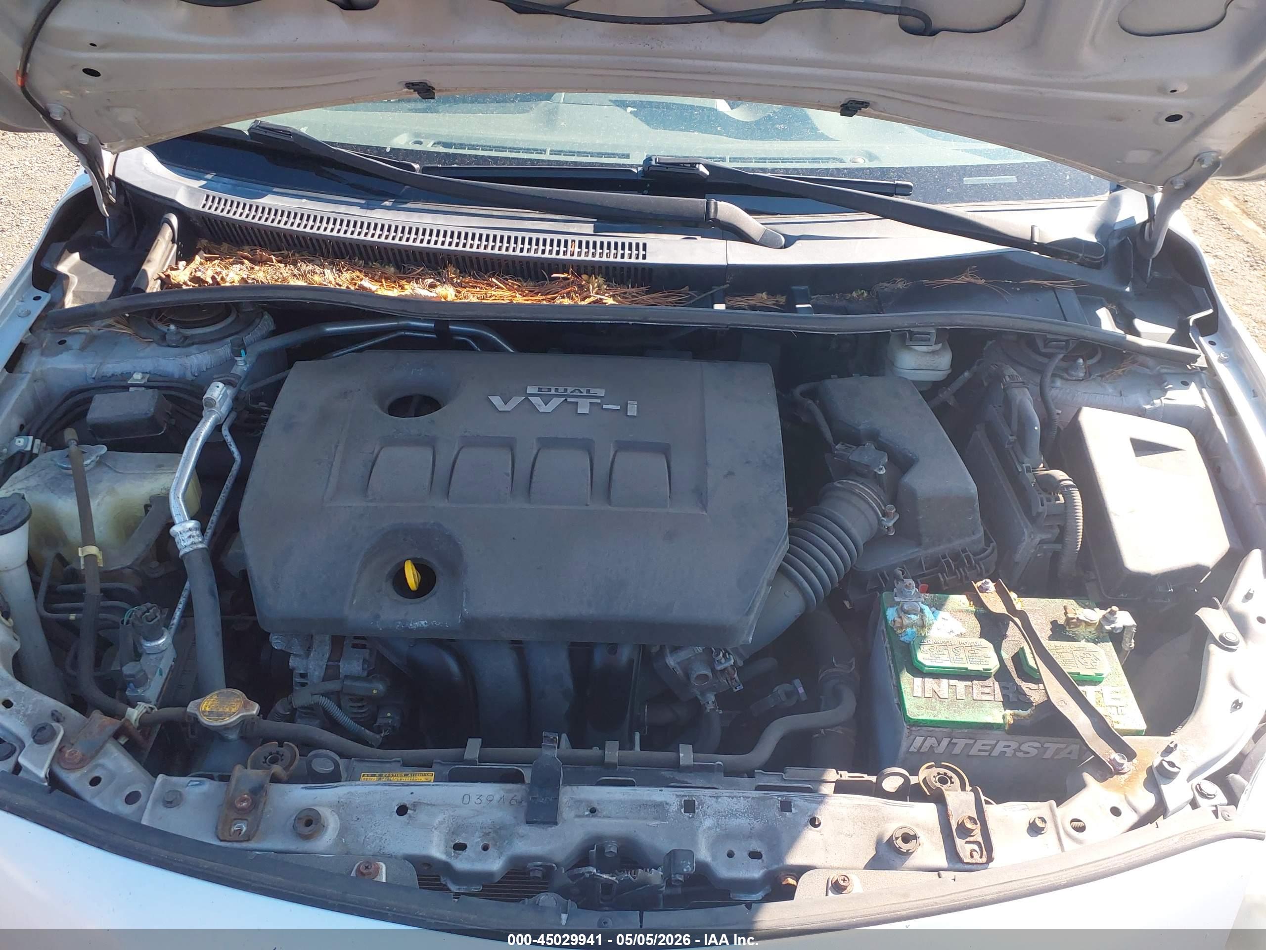TOYOTA COROLLA image 10