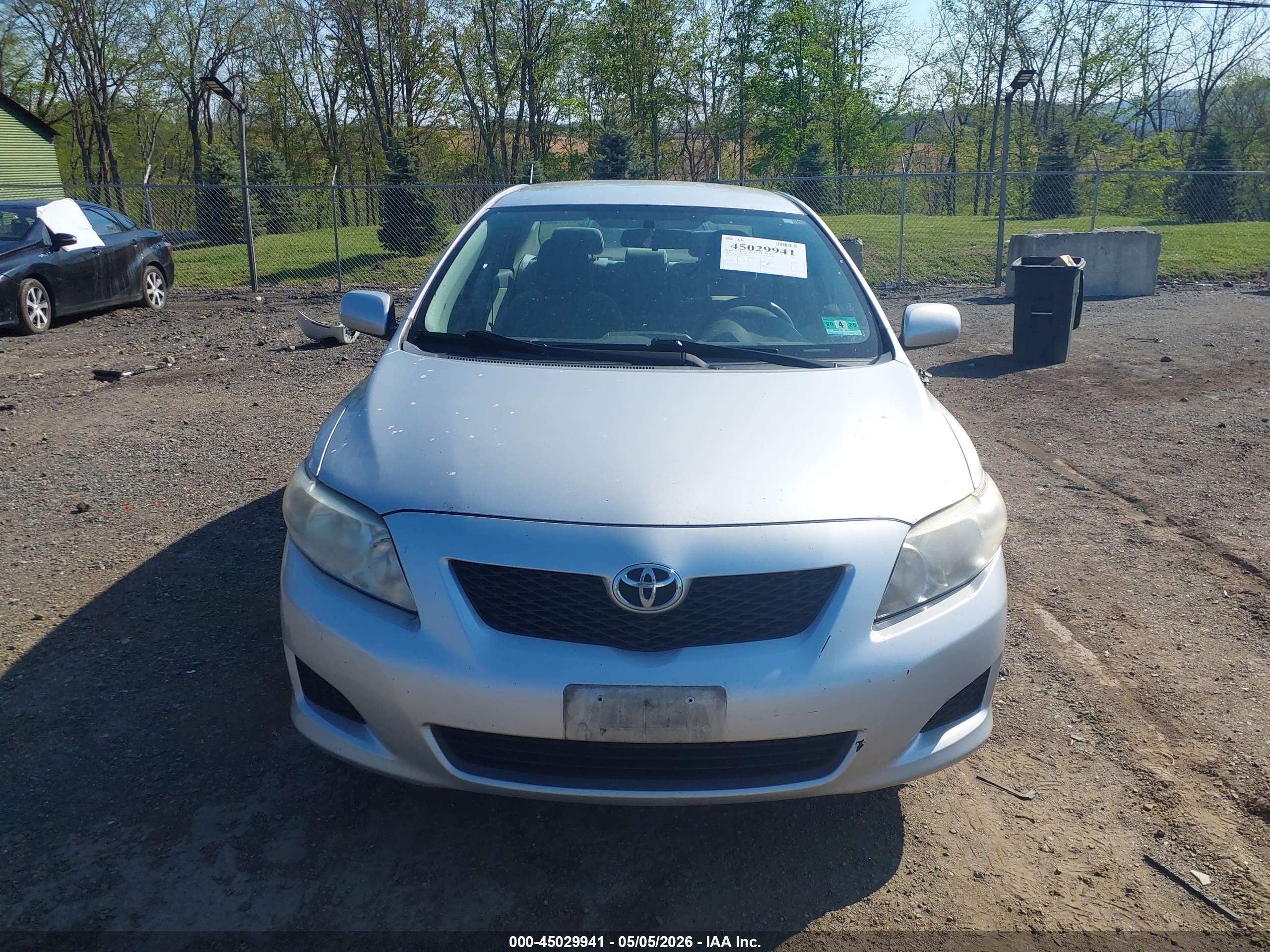 TOYOTA COROLLA image 6