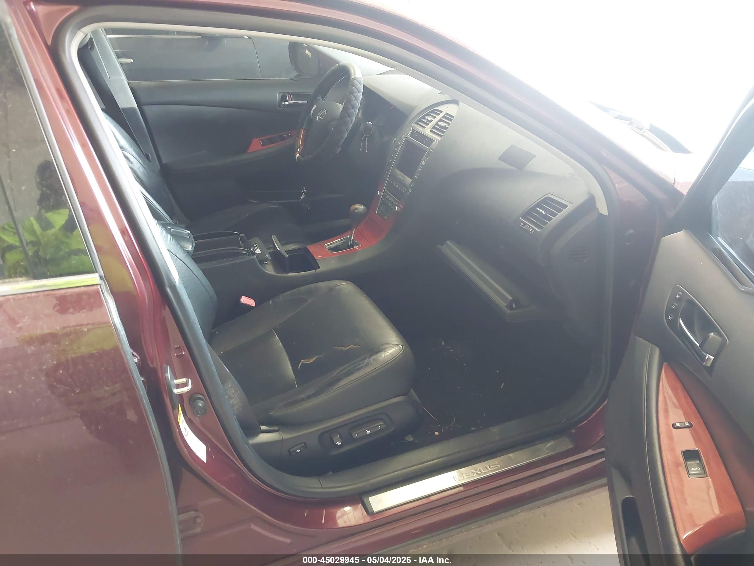 LEXUS ES image 5
