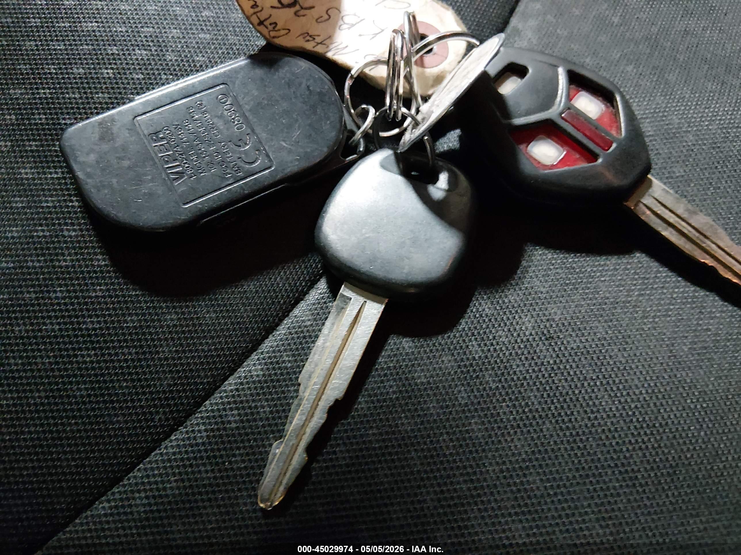 MITSUBISHI OUTLANDER image 11