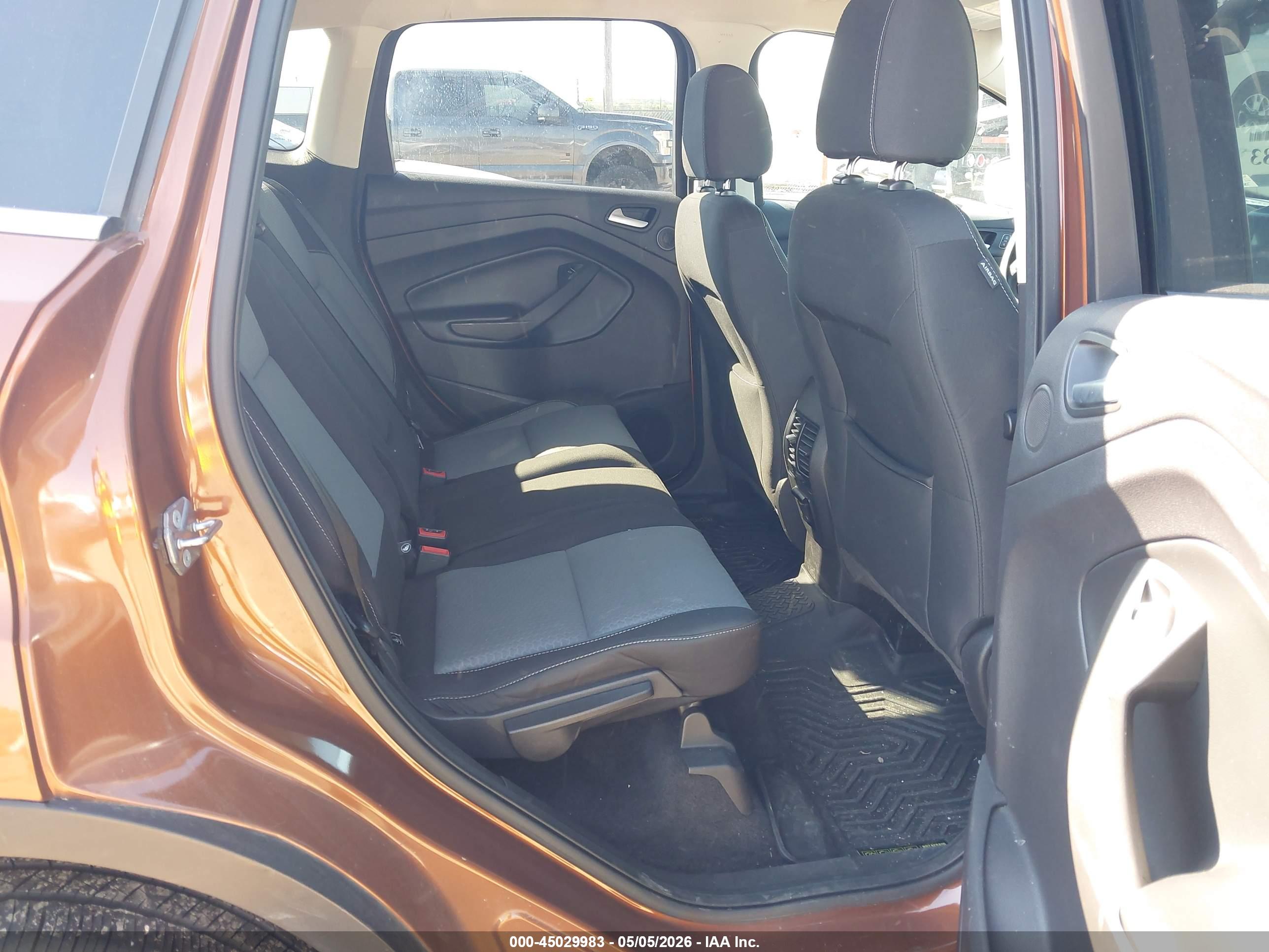 FORD ESCAPE image 8
