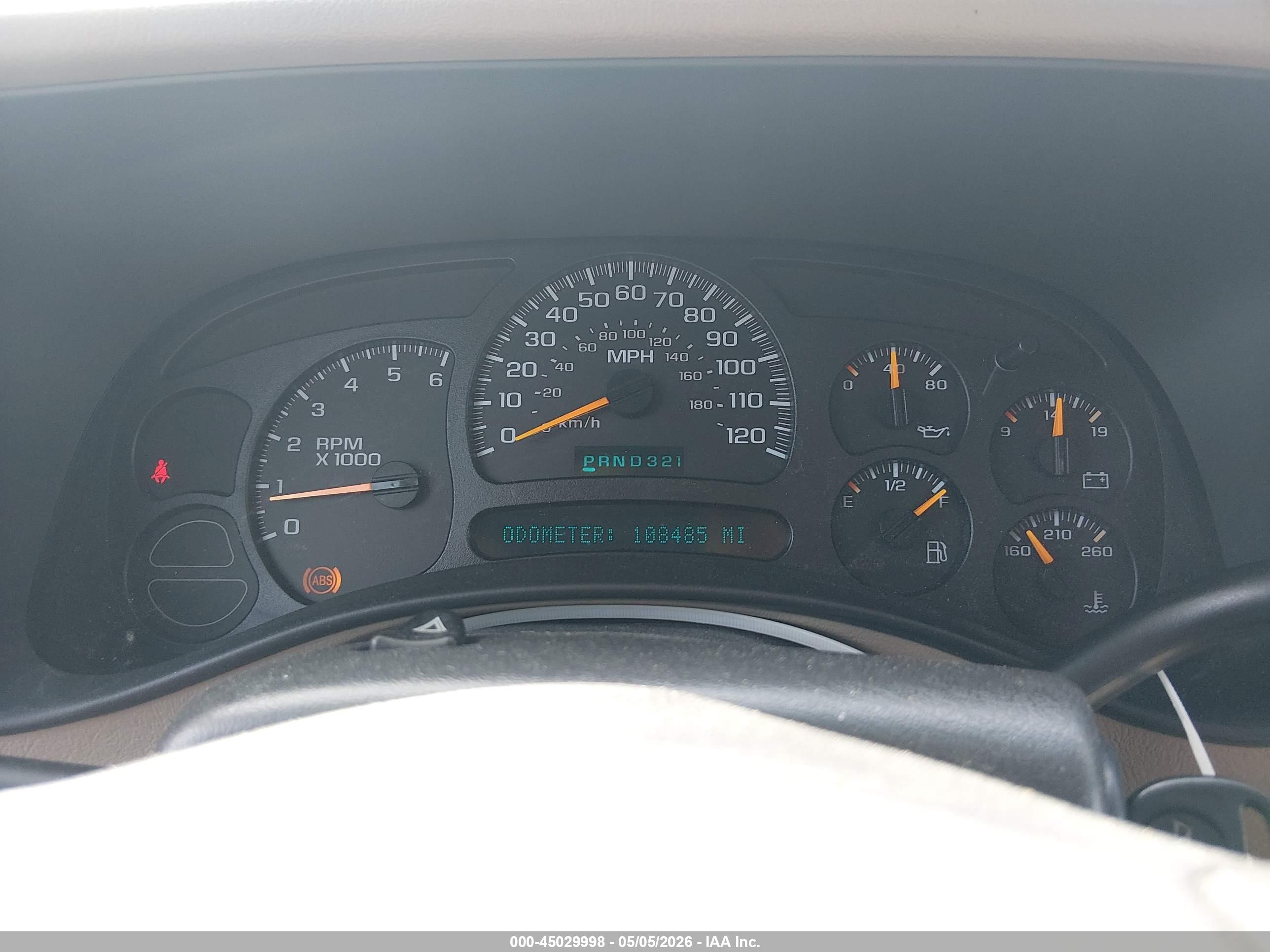 CHEVROLET SUBURBAN image 7