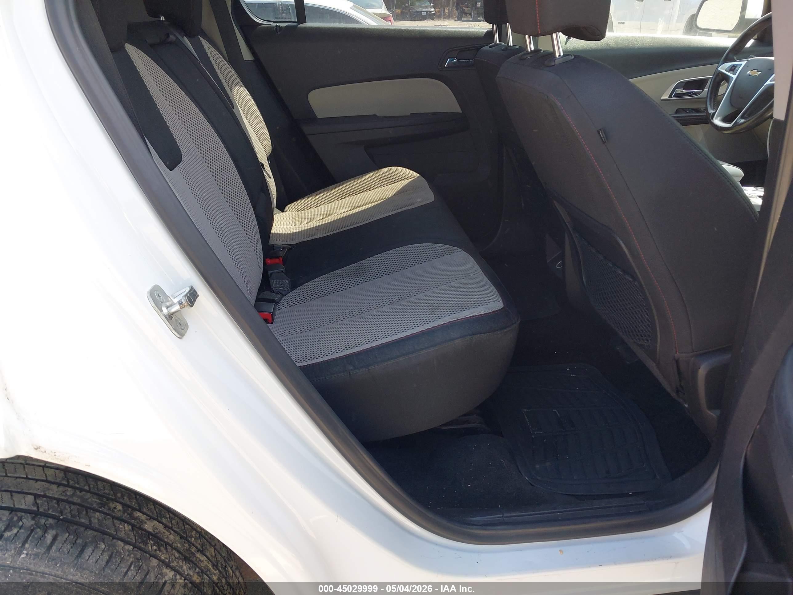 CHEVROLET EQUINOX image 8