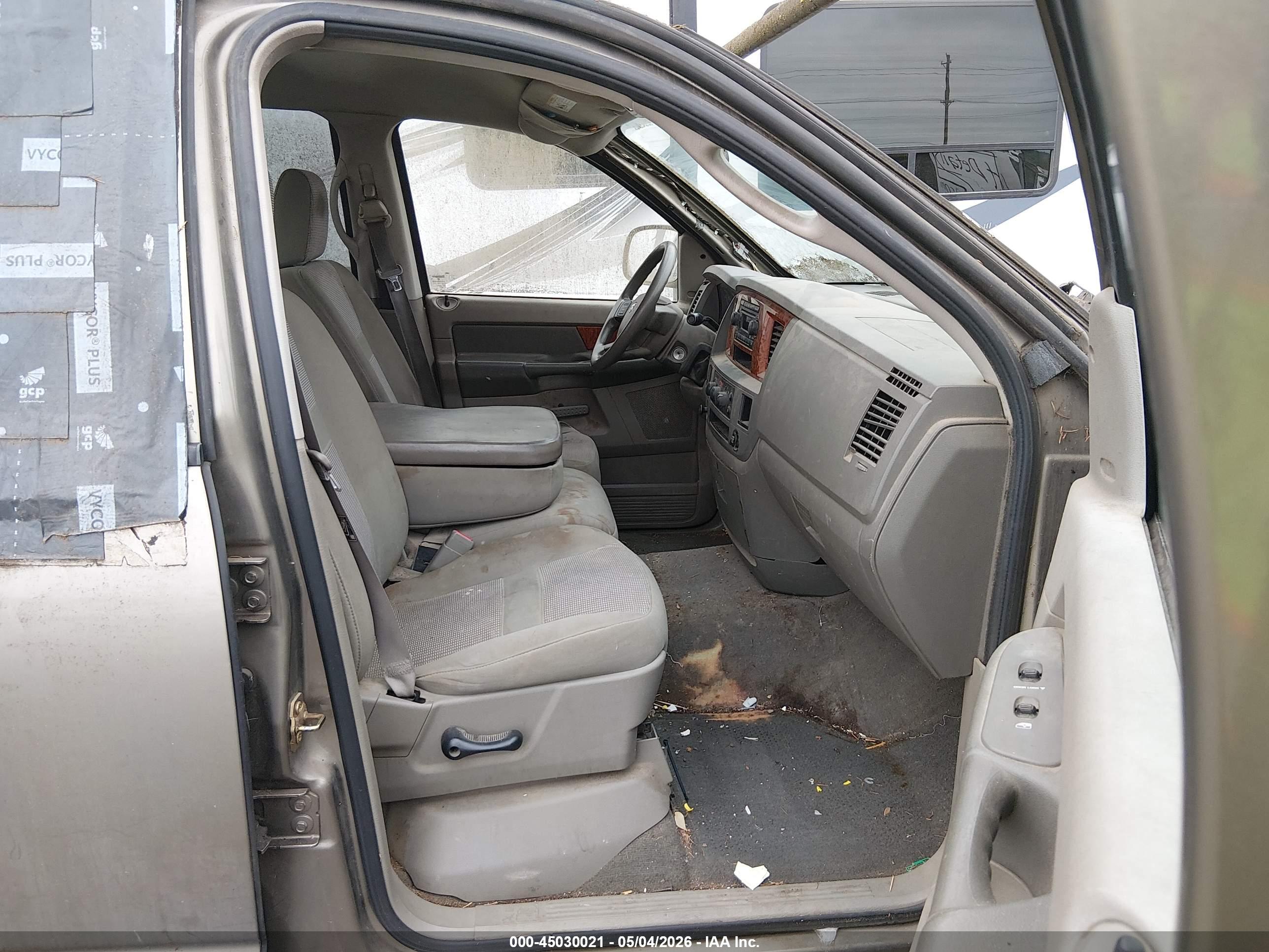 DODGE RAM image 5