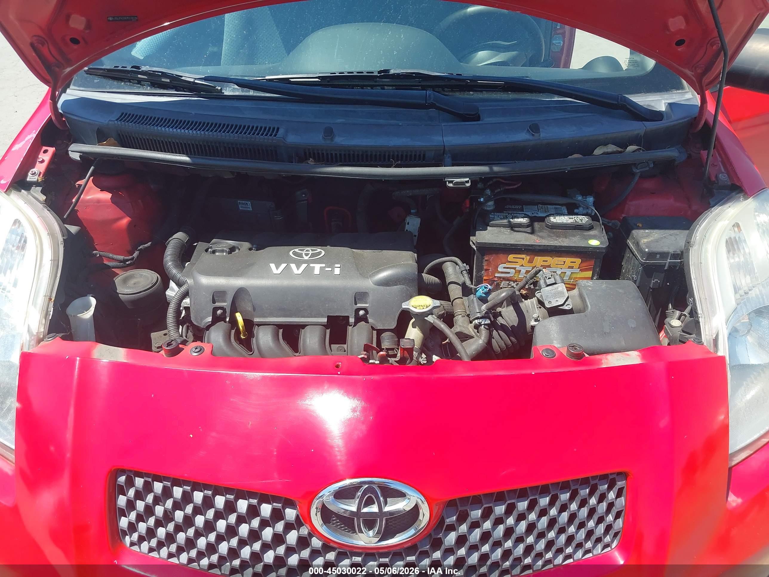 TOYOTA YARIS image 10