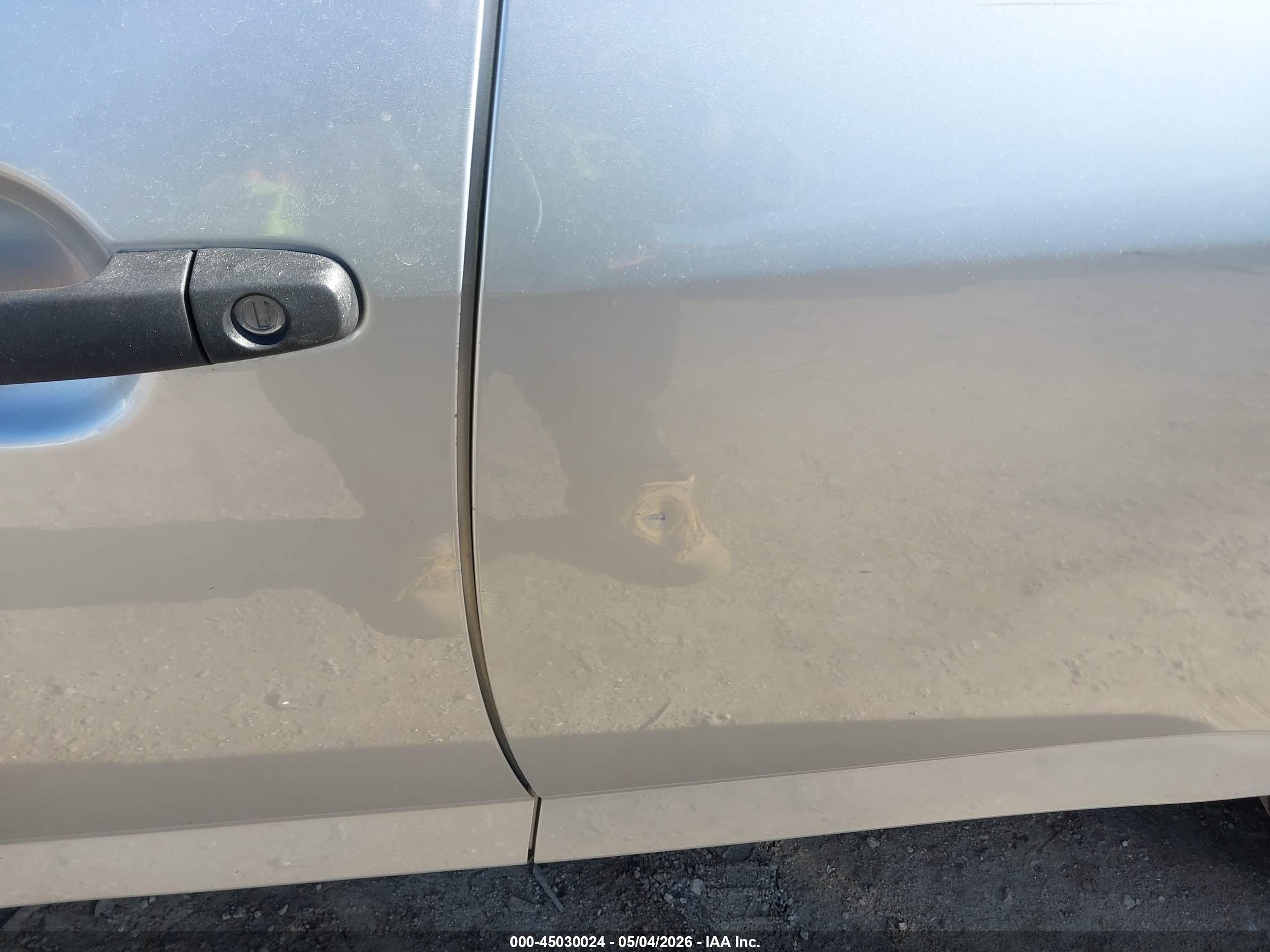 TOYOTA RAV4 image 6