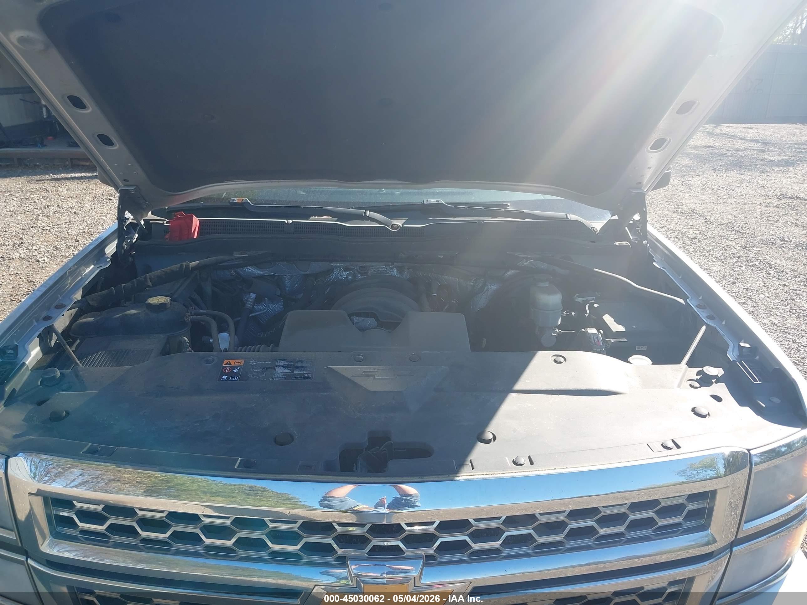CHEVROLET SILVERADO image 10