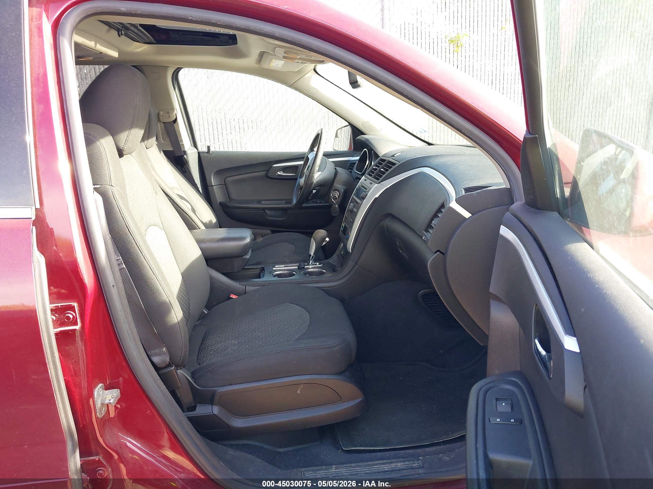 CHEVROLET TRAVERSE image 5