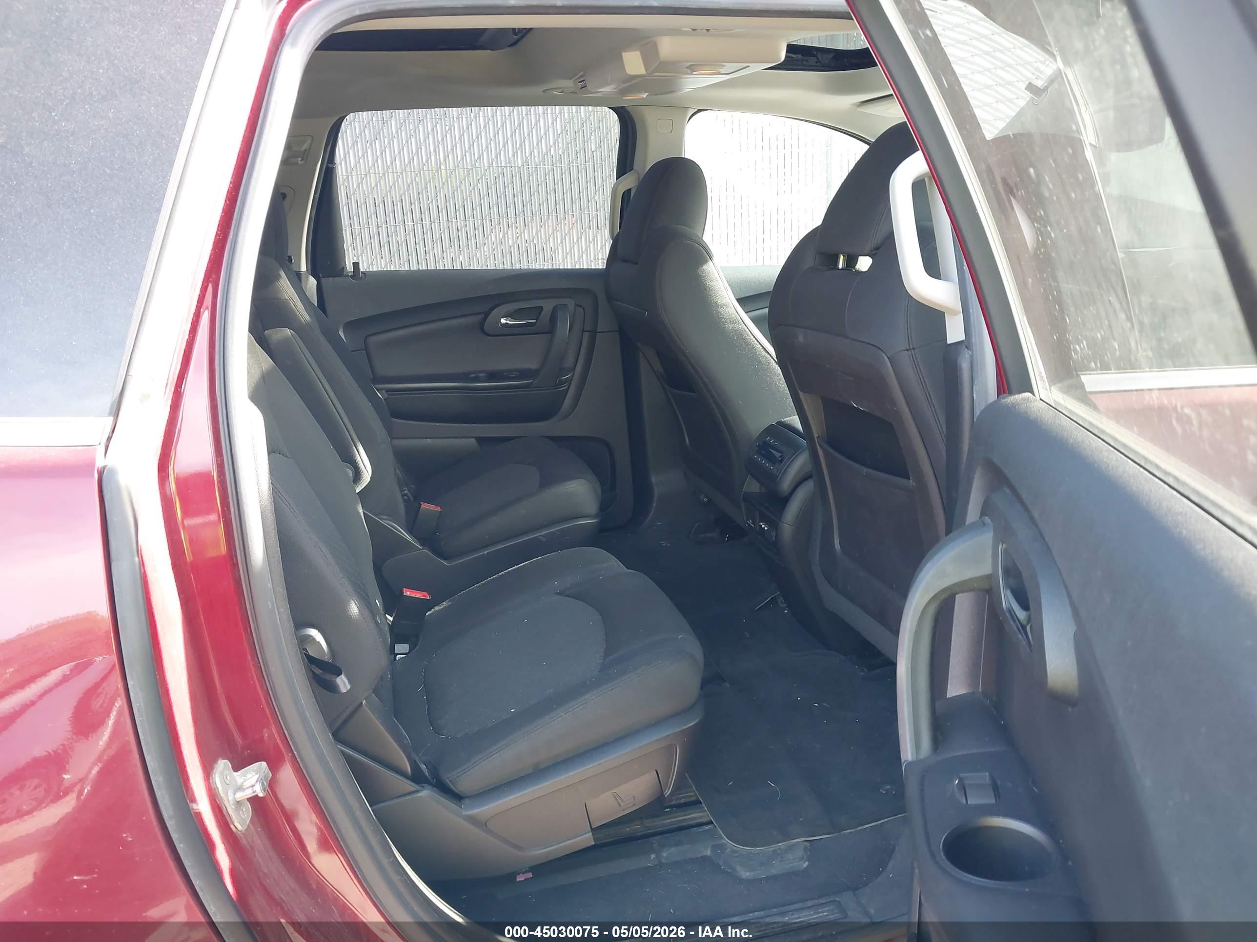 CHEVROLET TRAVERSE image 8