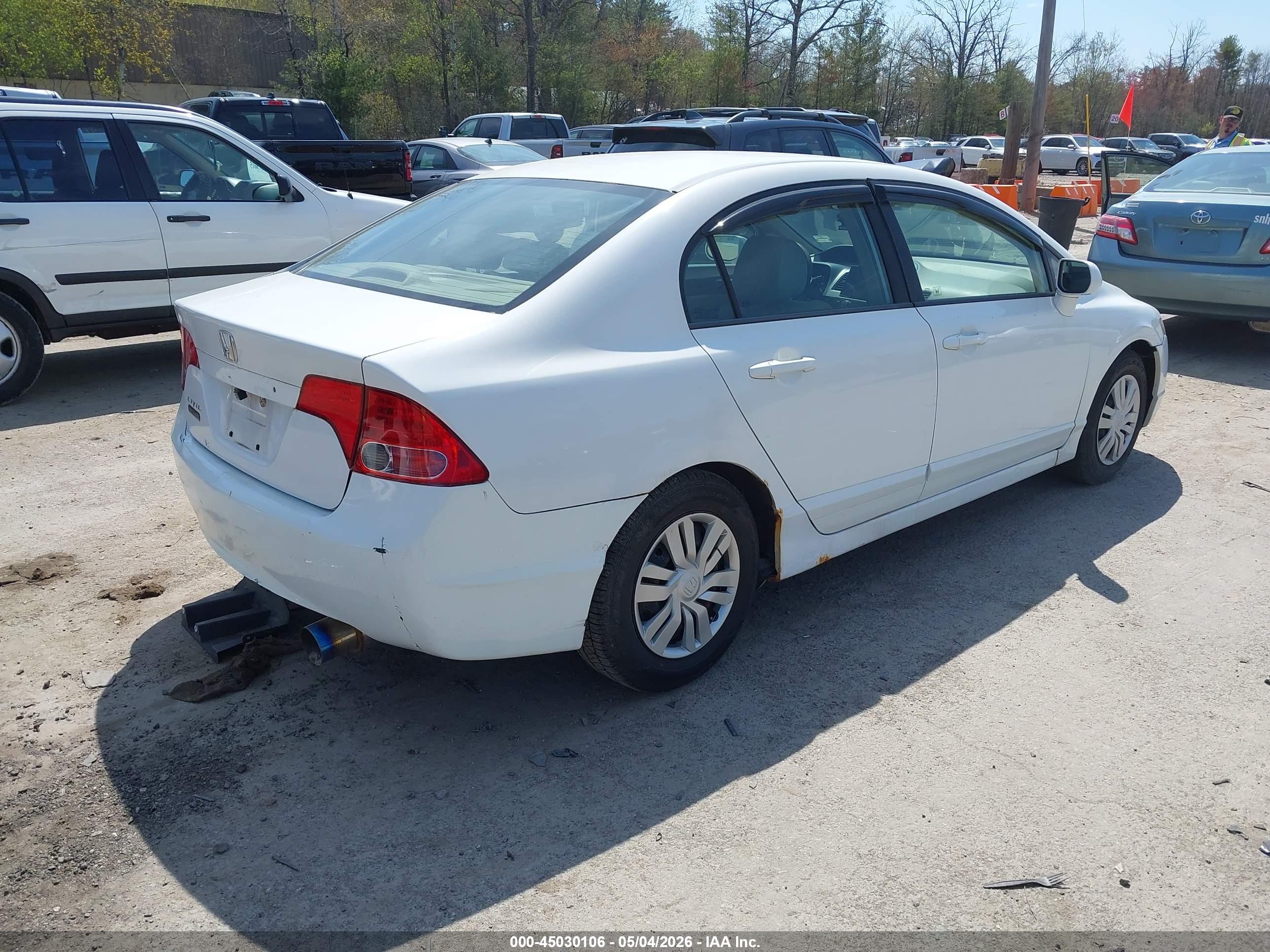HONDA CIVIC image 4